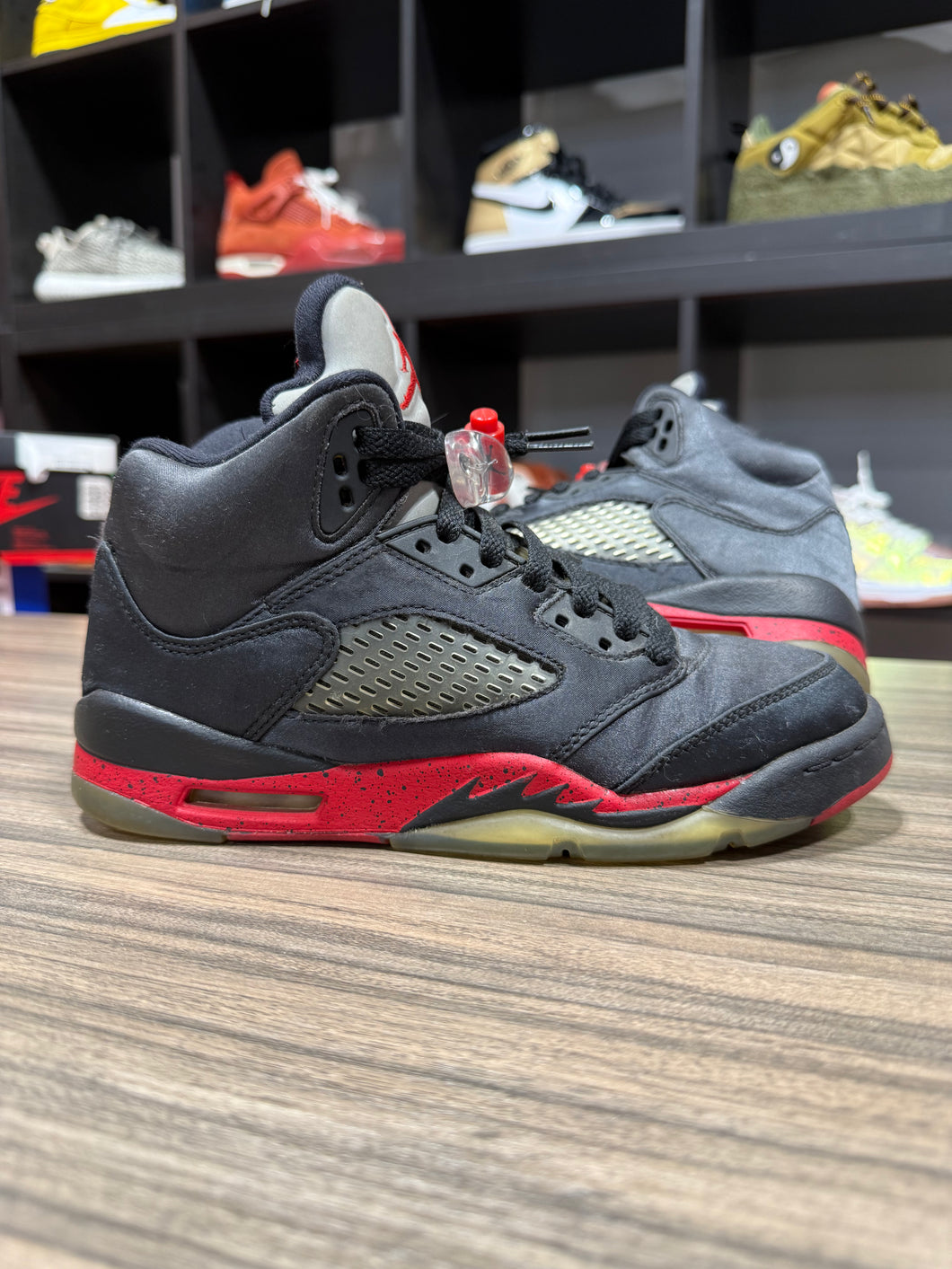 Jordan 5 Satin 2018 Sz 5y No Box