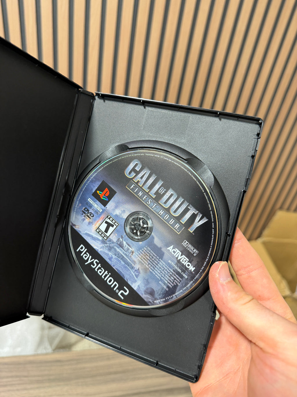Call of Duty: Finest Hour (Sony PlayStation 2 2004) PS2