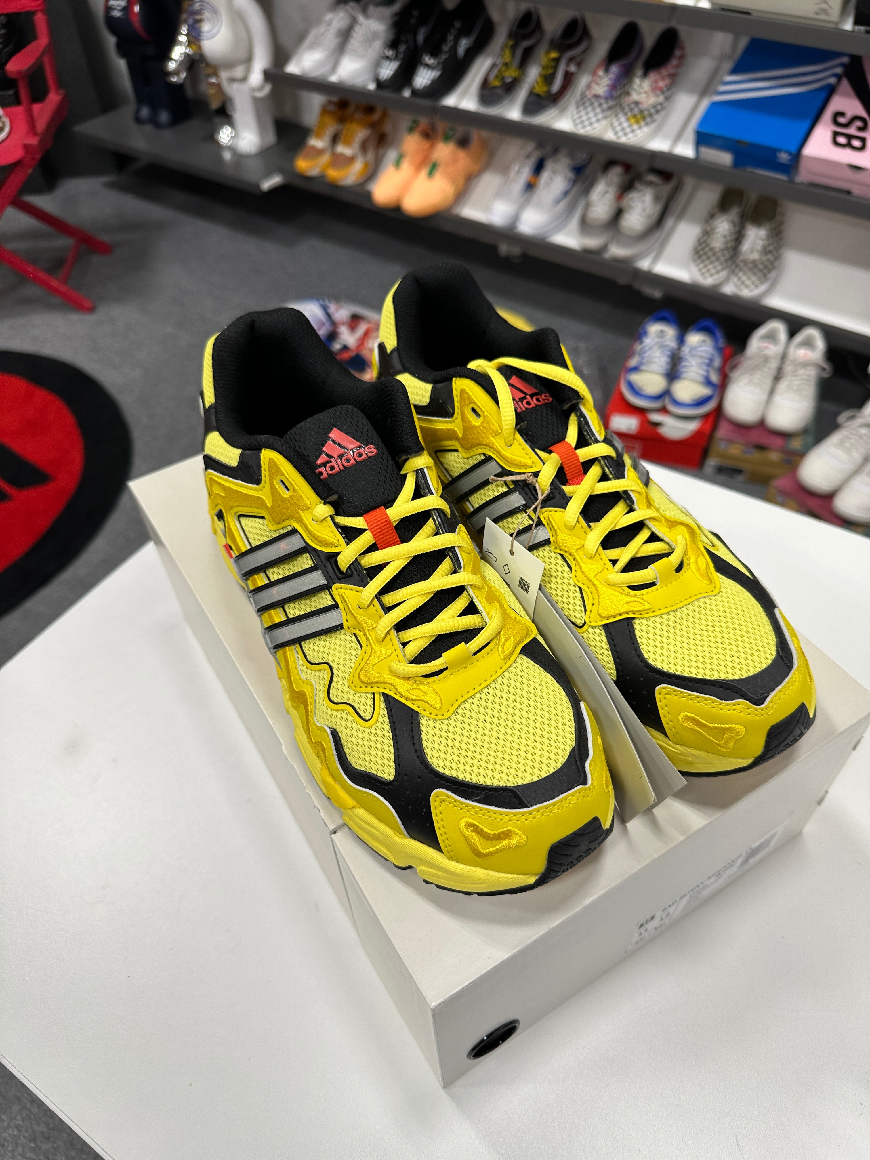 adidas Response CL Bad Bunny Yellow Sz 11