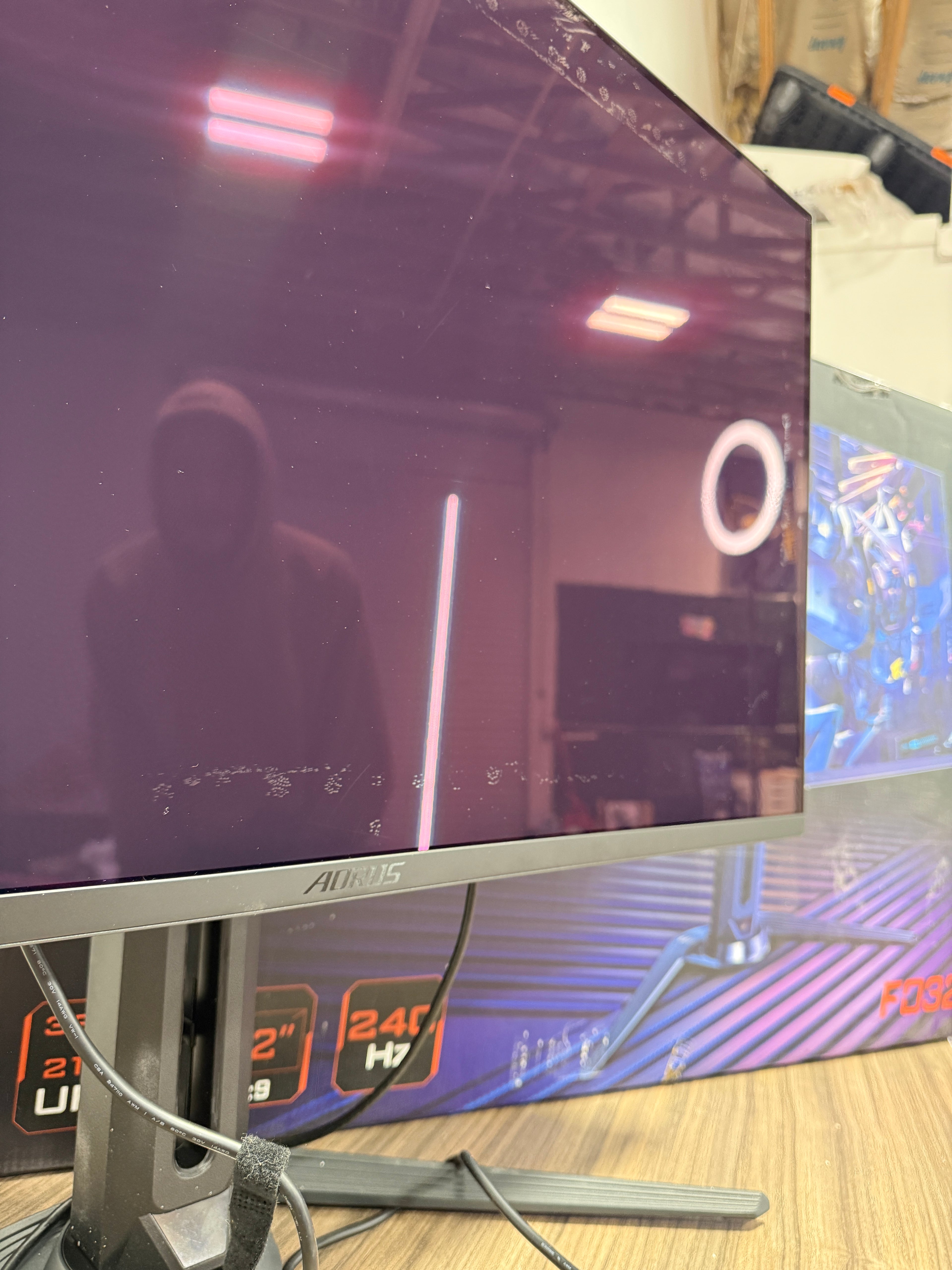 (FLAWS) Gigabyte AORUS FO32U2 Pro 32" QD OLED 4K UHD 3840 x 2160 240Hz 0.03ms