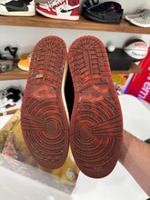 Load image into Gallery viewer, Jordan 1 Low Eastside Golf Sz 13
