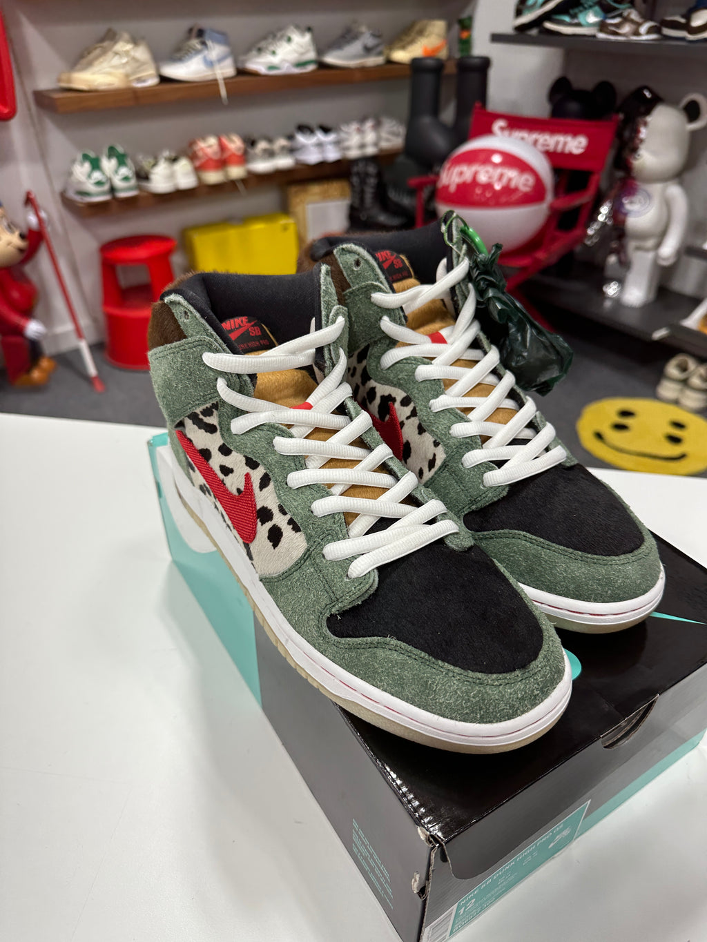 Nike SB Dunk High Dog Walker Sz 12