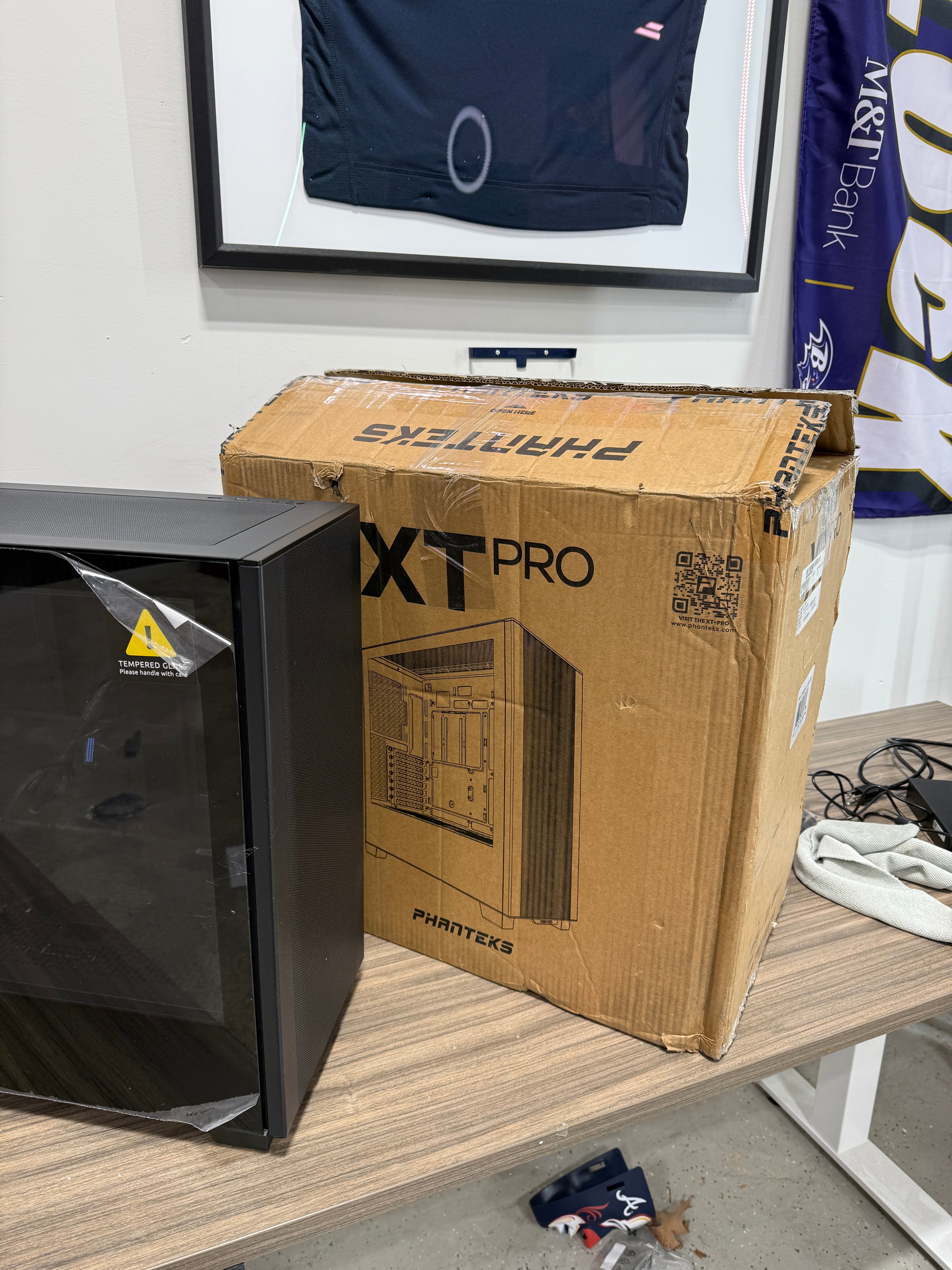 Phanteks XT Pro Ultra, Mid-Tower Gaming Chassis, 4x M25-140 Fans Included, High Airflow Performance Mesh, Tempered Glass Window, USB-C 3.2 Gen2, Black
