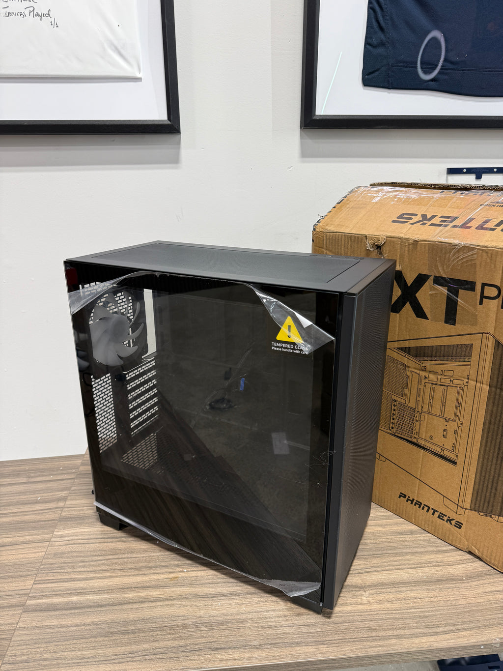 Phanteks XT Pro Ultra, Mid-Tower Gaming Chassis, 4x M25-140 Fans Included, High Airflow Performance Mesh, Tempered Glass Window, USB-C 3.2 Gen2, Black