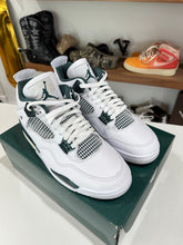Load image into Gallery viewer, Jordan 4 Retro Oxidized Green Sz 11
