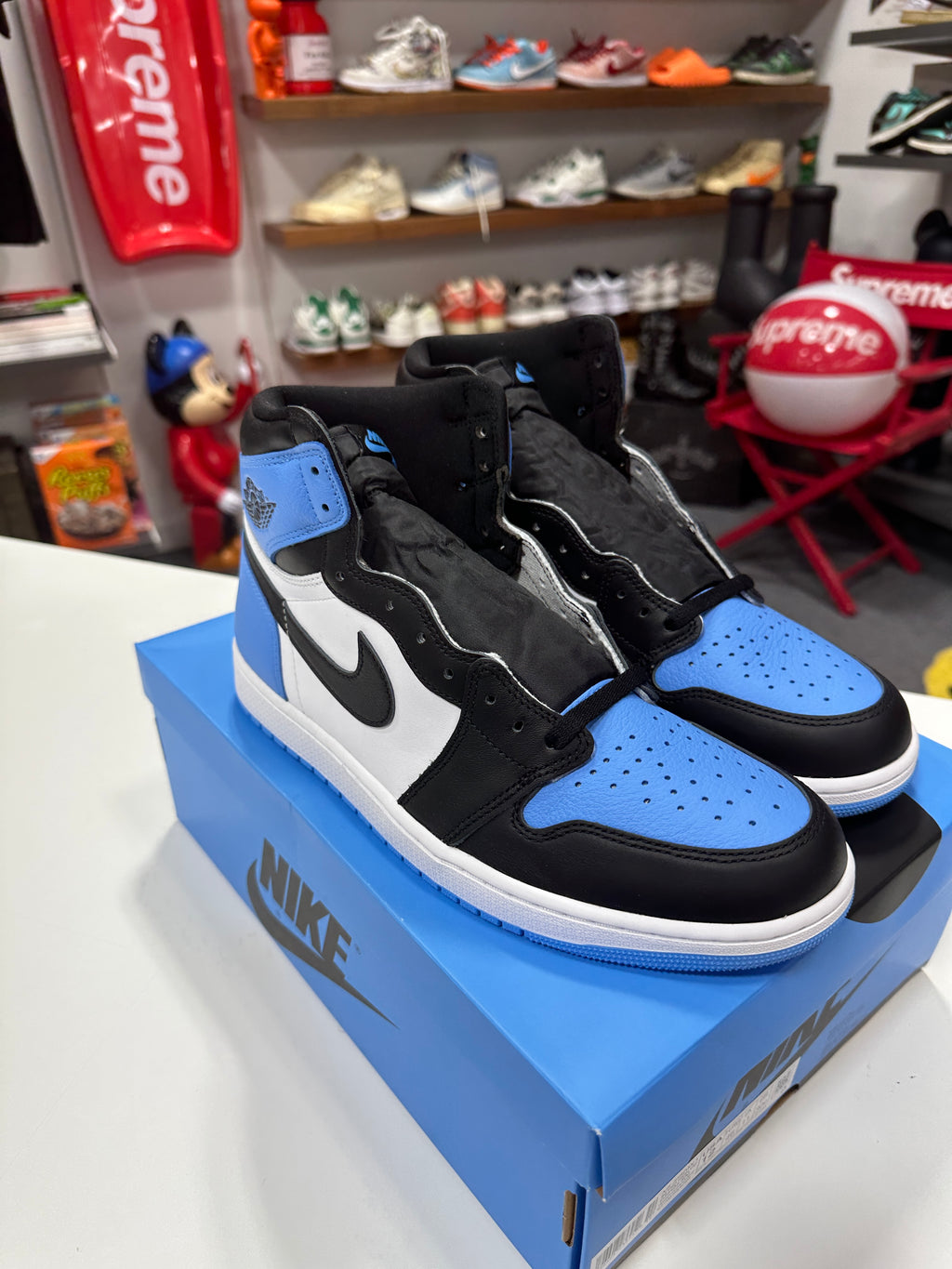 Jordan 1 Retro High OG UNC Toe Sz 12