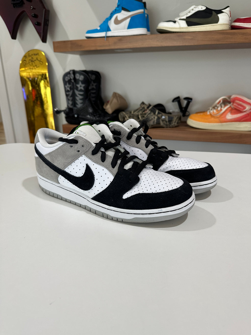 Nike SB Dunk Low Chlorophyll Sz 13 NO BOX