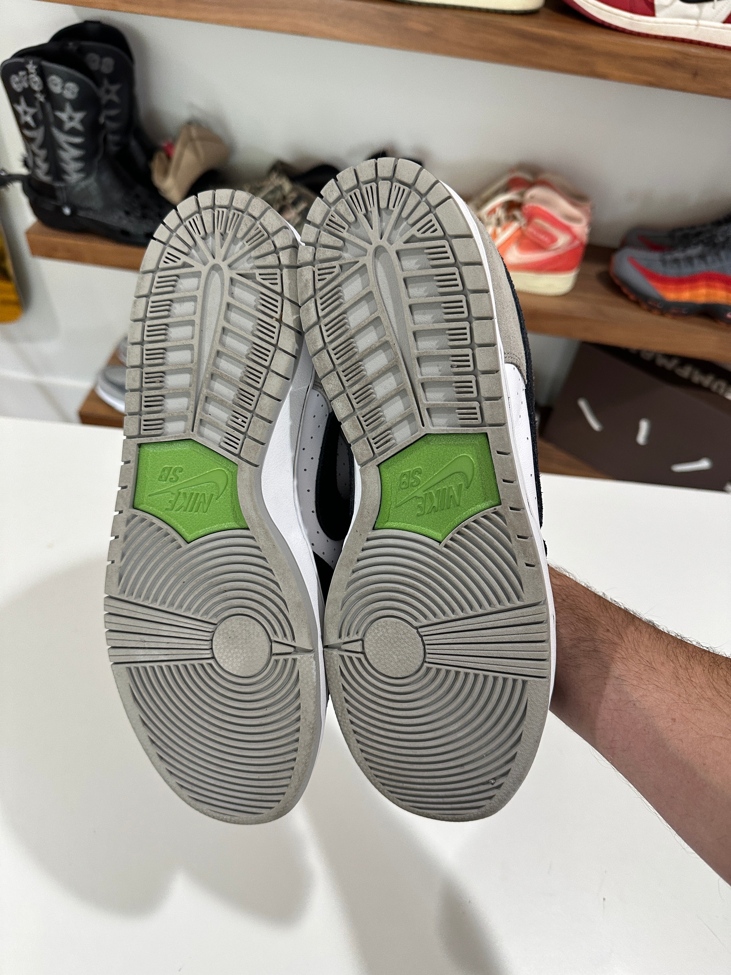 Nike SB Dunk Low Chlorophyll Sz 13 NO BOX