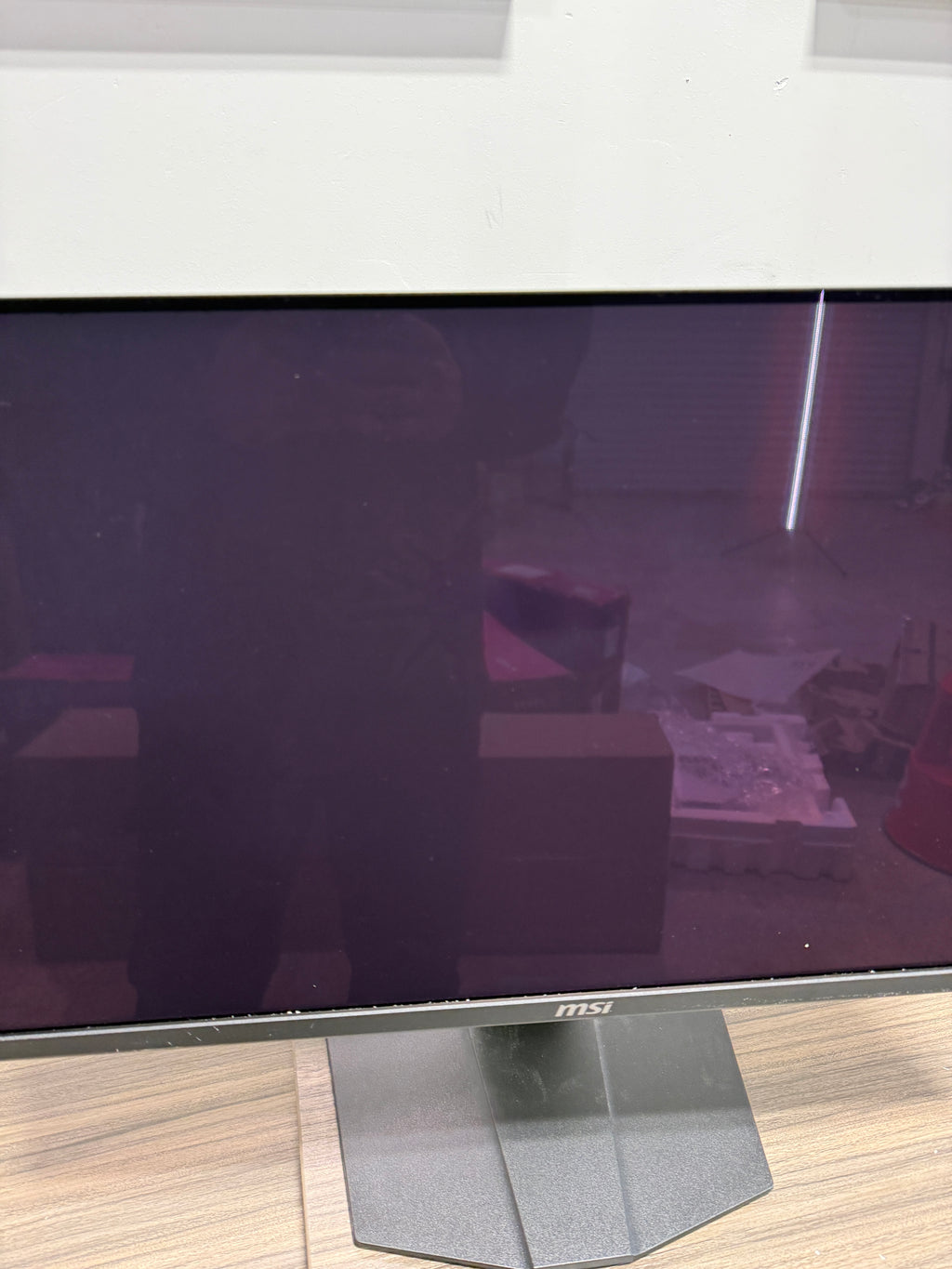 BROKEN MSI MAG 271QPX QD-OLED 27" 16:9, QD-OLED Gaming Monitor, 360Hz 0.03ms, 2560 x 1440 (WQHD), Height Adjustable Arm