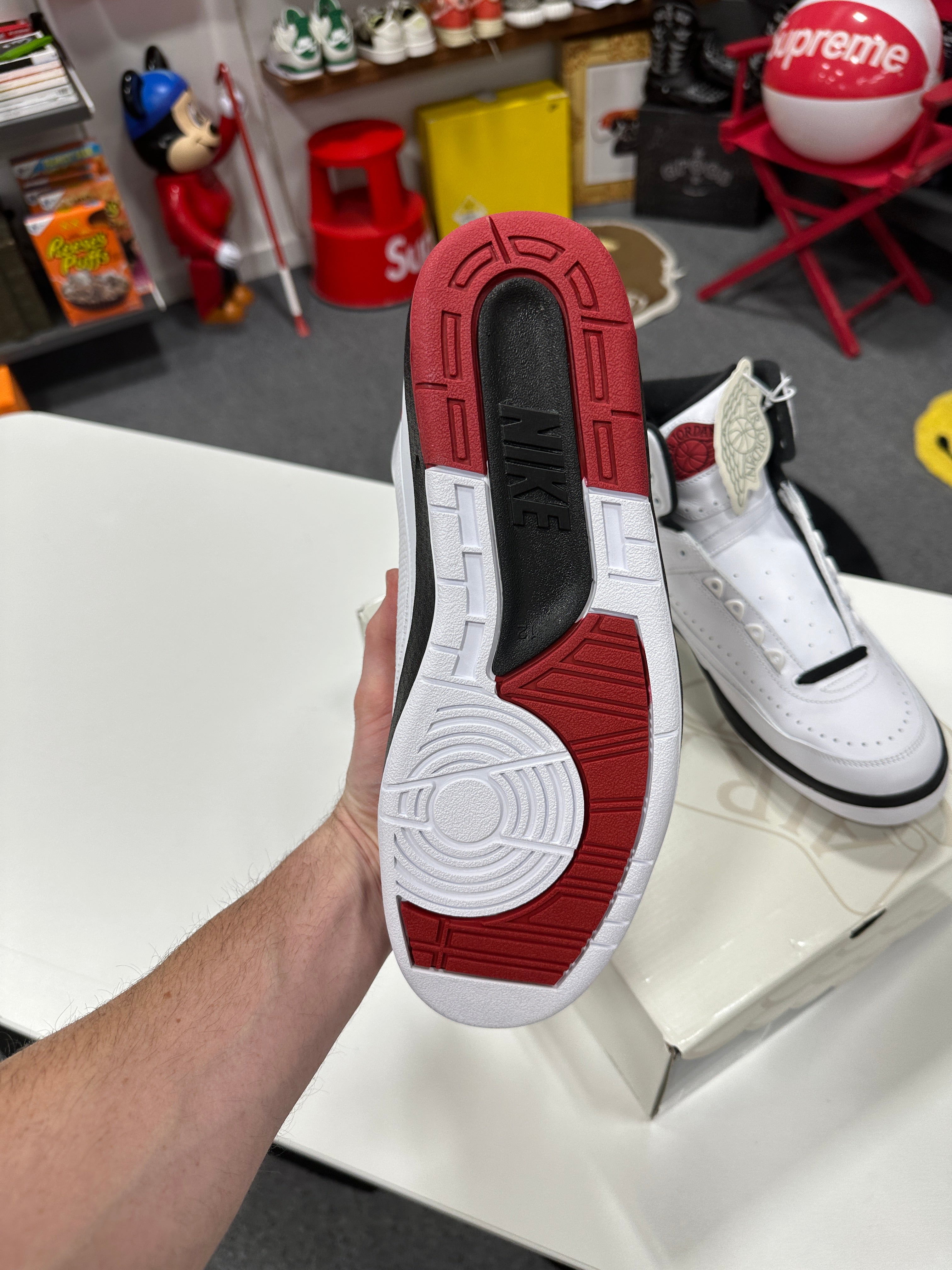 Jordan 2 Retro OG Chicago (2022) Sz 12