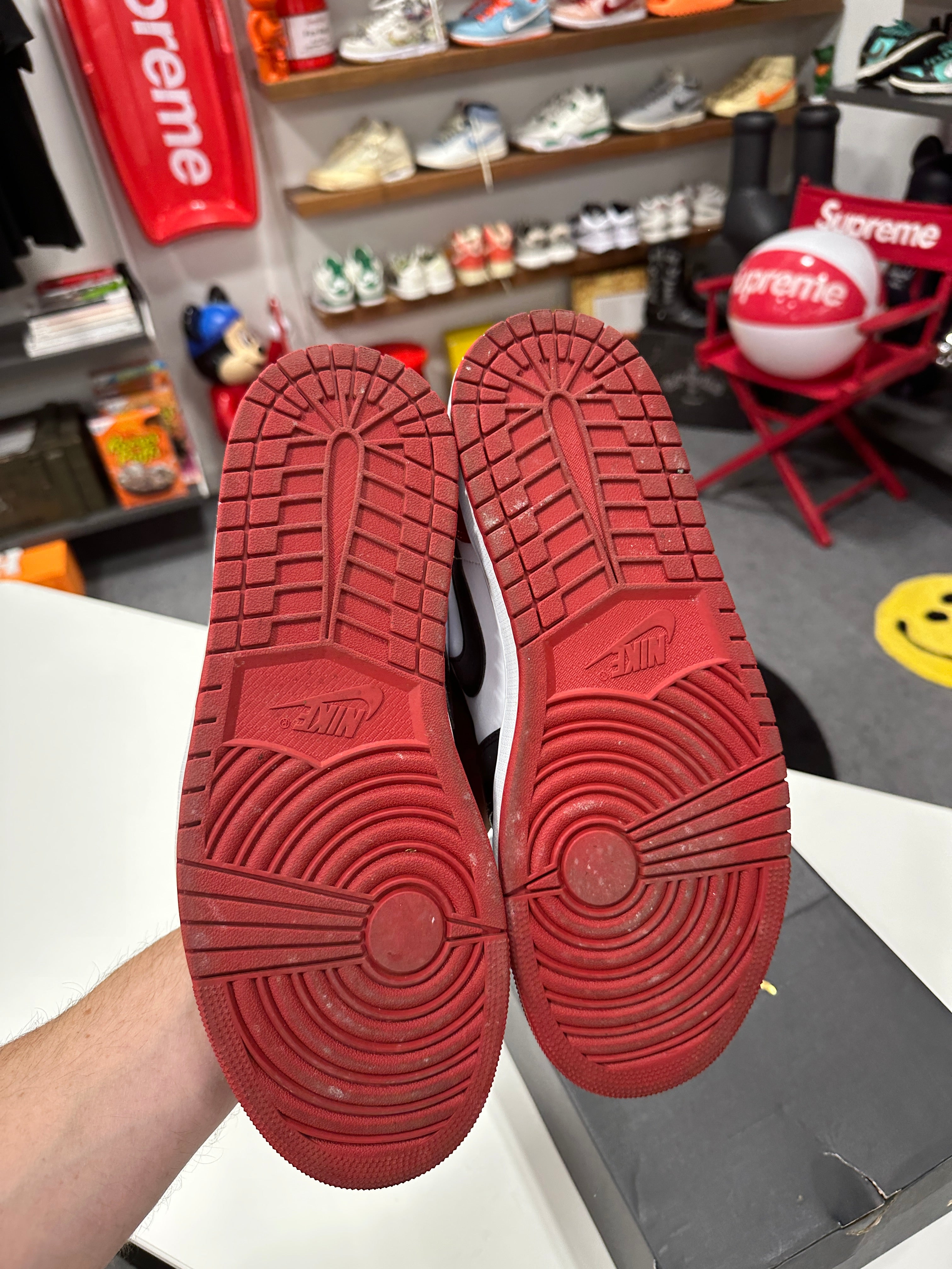 Jordan 1 Low Bred Toe Sz 12