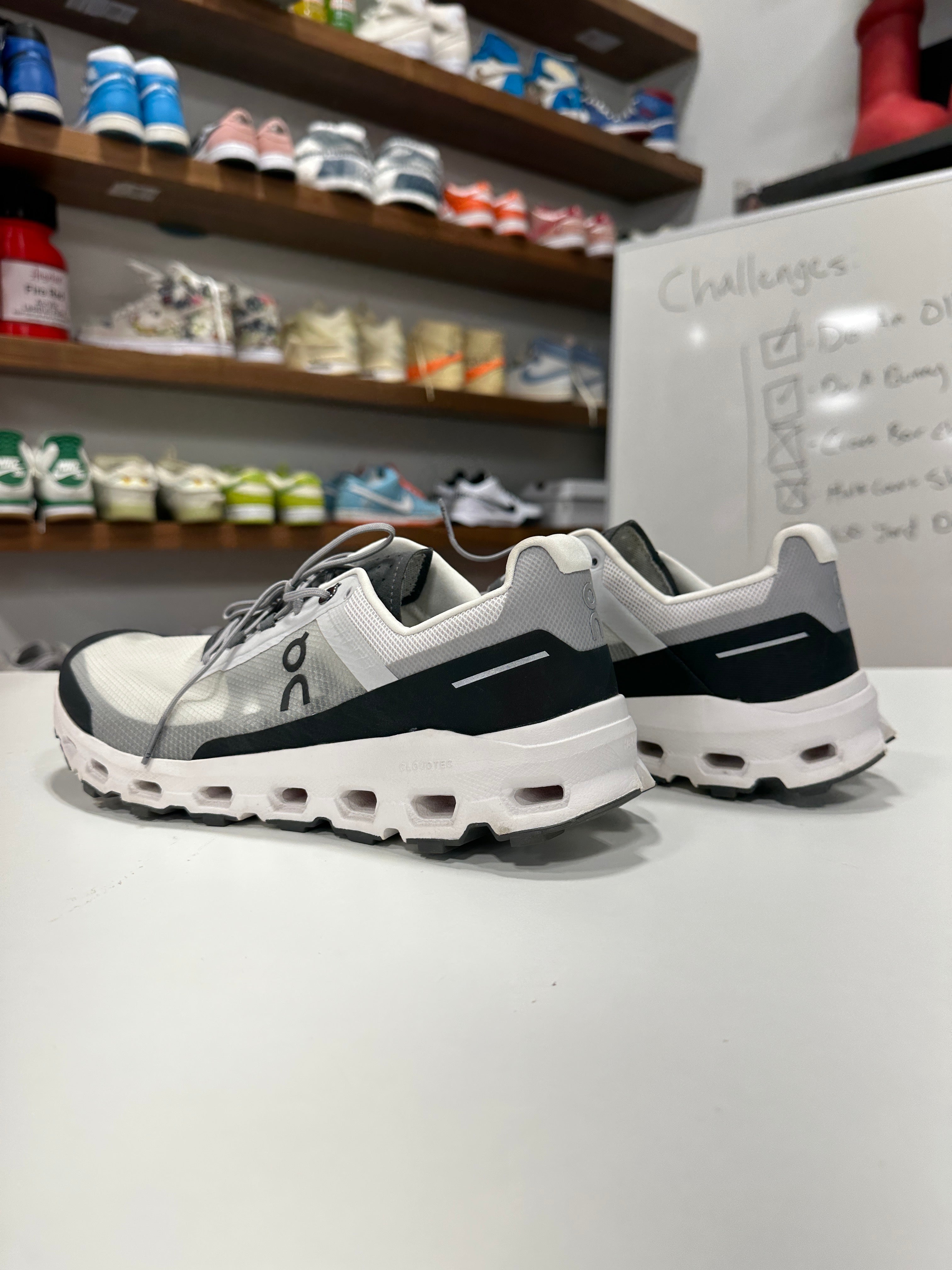 On Cloud Sz 10 No Box