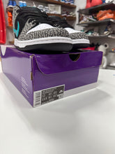 Load image into Gallery viewer, Nike SB Dunk Low atmos Elephant Sz 12
