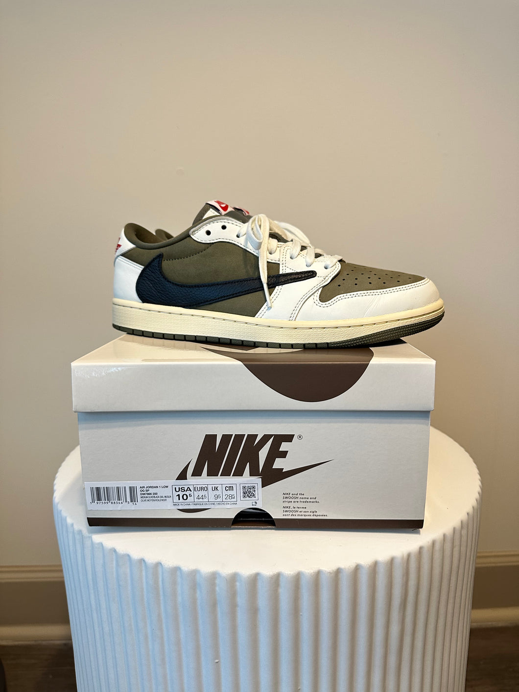 Jordan 1 Retro Low OG SP Travis Scott Medium Olive Sz 10.5