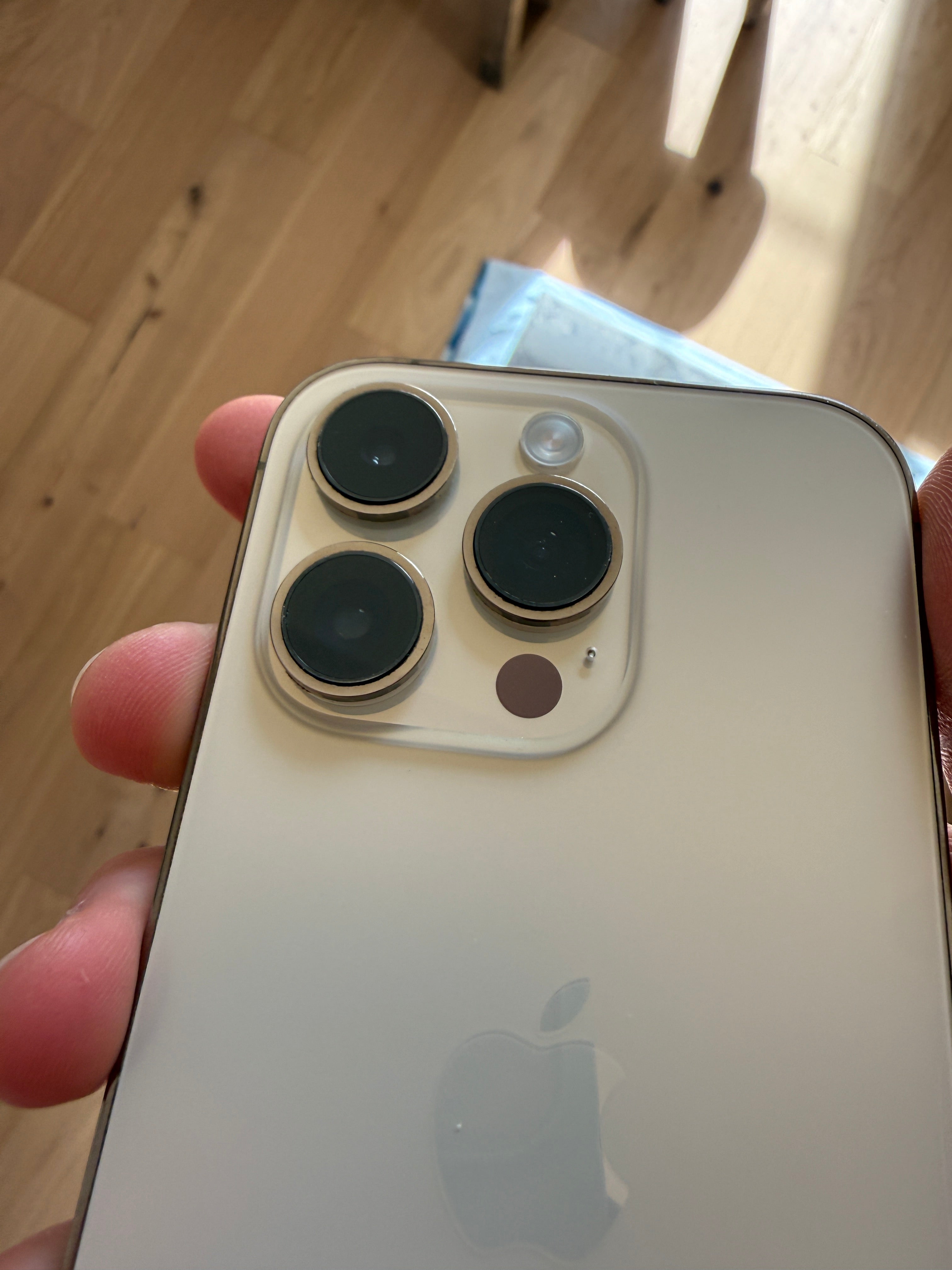 iPhone 14 Pro 512 GB Gold AT&T ONLY Carrier Locked