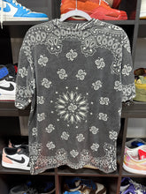 Load image into Gallery viewer, Supreme Small Box Logo T-Shirt Paisley Sz M
