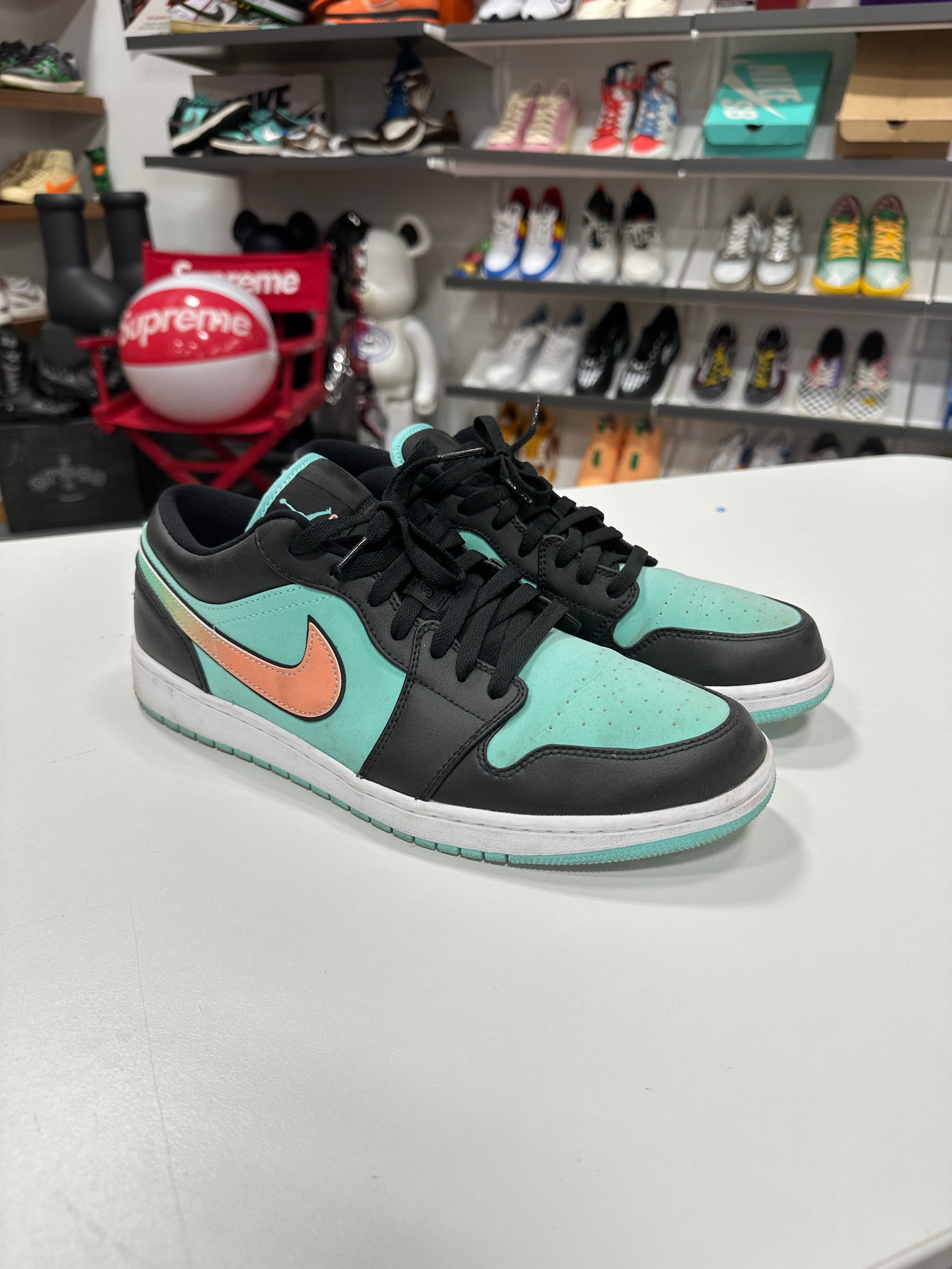 Jordan 1 Low SE Tropical Twist Sz 12 NO BOX