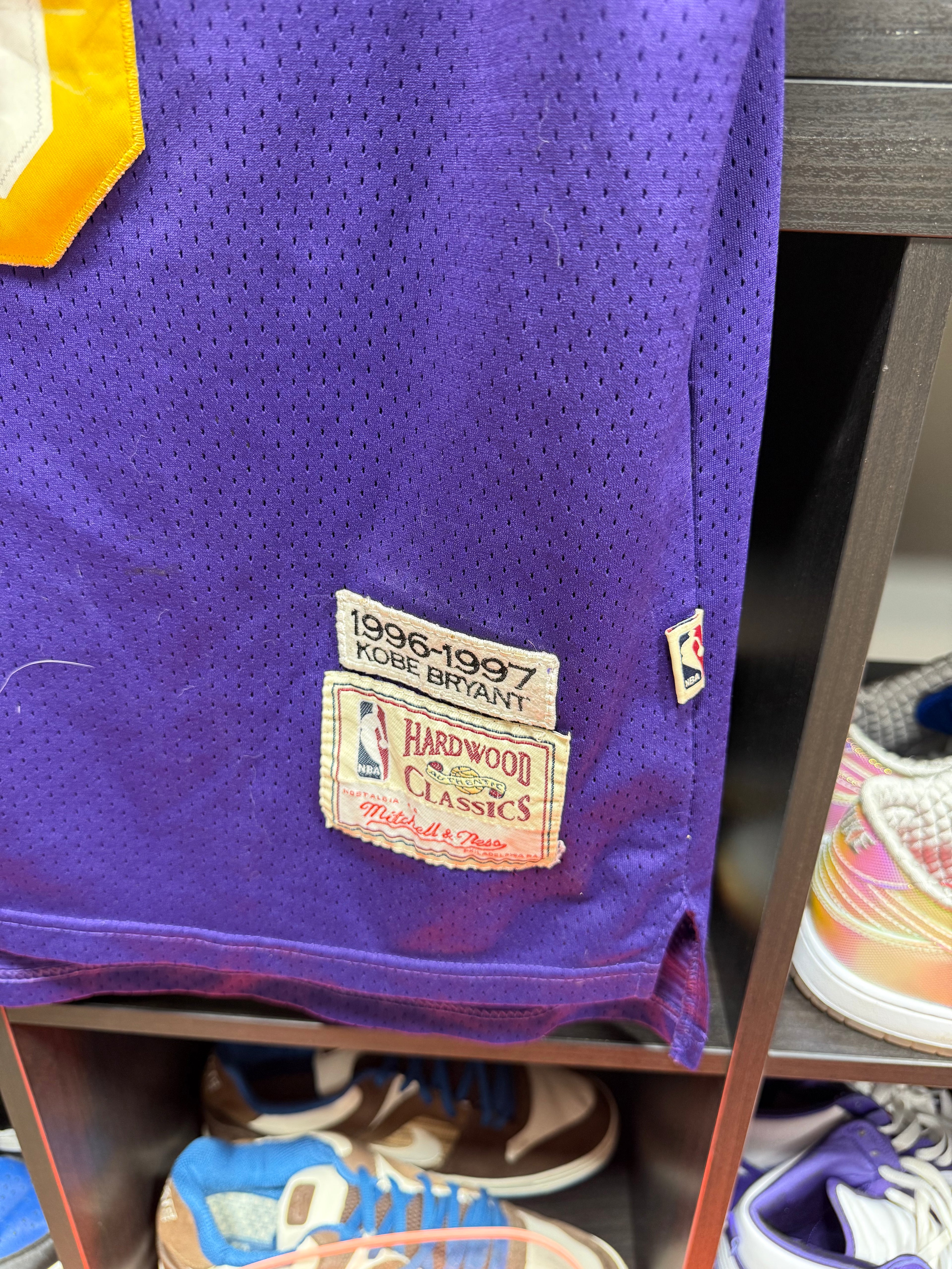 Mitchell & Ness Kobe Bryant Jersey Sz M