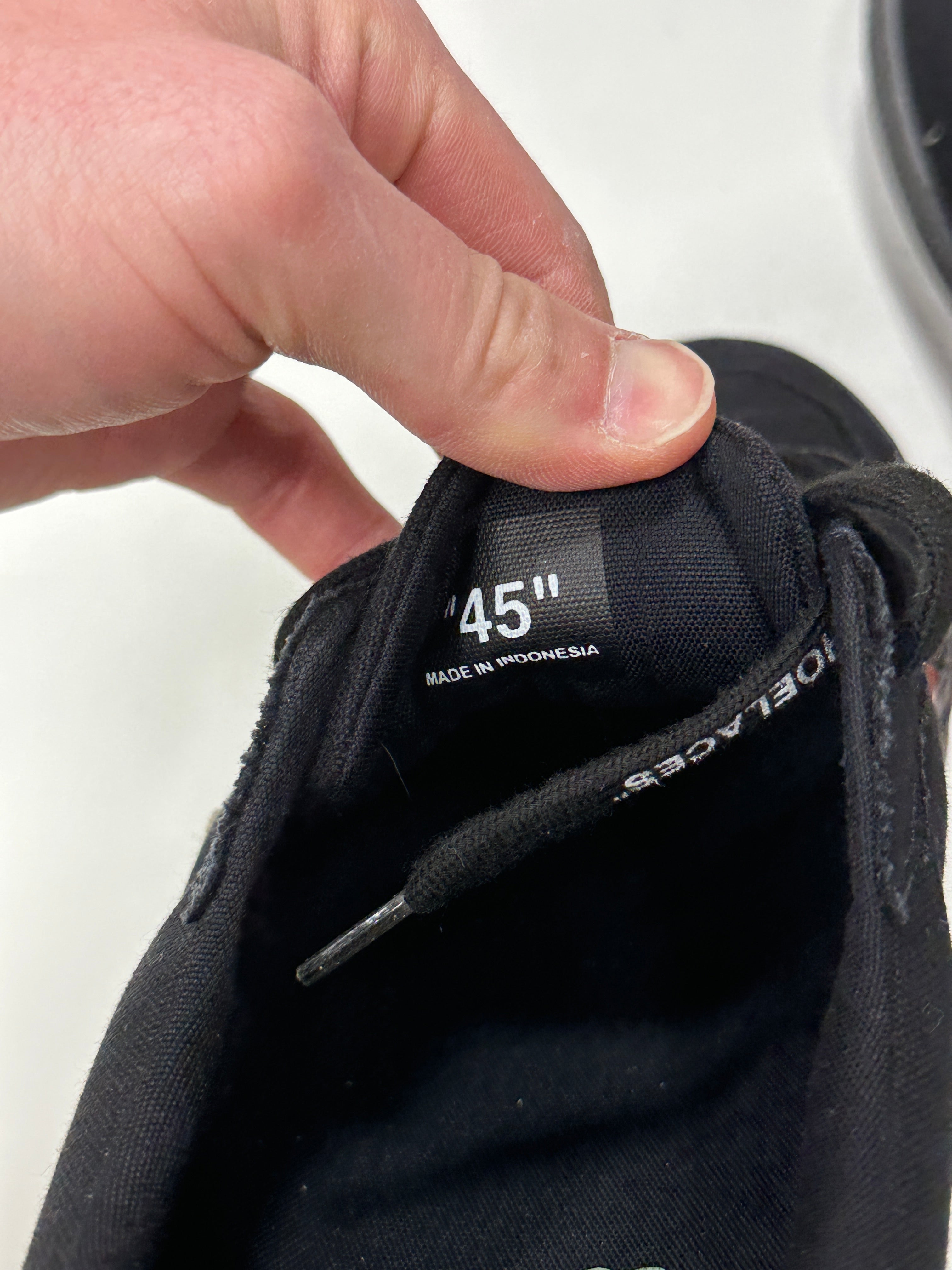 OFF-WHITE Vulc Low Black White Arrow Sz 12 (45) NO BOX