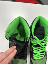 Load image into Gallery viewer, Air Jordan 1 High Zoom 'Zen Green' Sz 12 NO BOX
