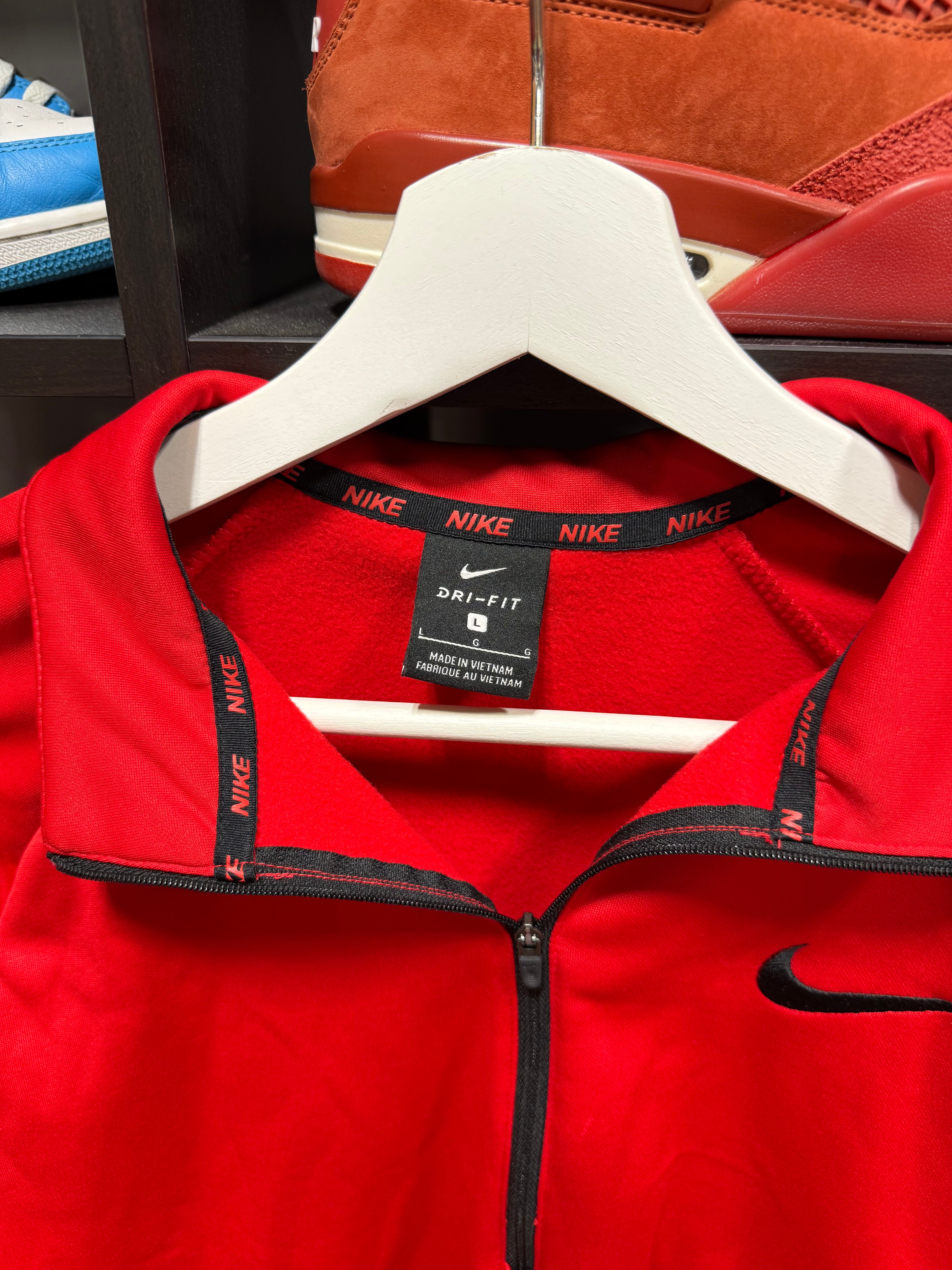Nike Dri Fit Collard Half Zip Red Sz L