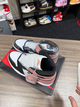 Load image into Gallery viewer, Jordan 1 Retro High Rust Pink Sz 11.5
