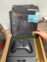 Load image into Gallery viewer, Razer Wolverine V3 Tournament Edition Wired Gaming Controller – Xbox / PC
