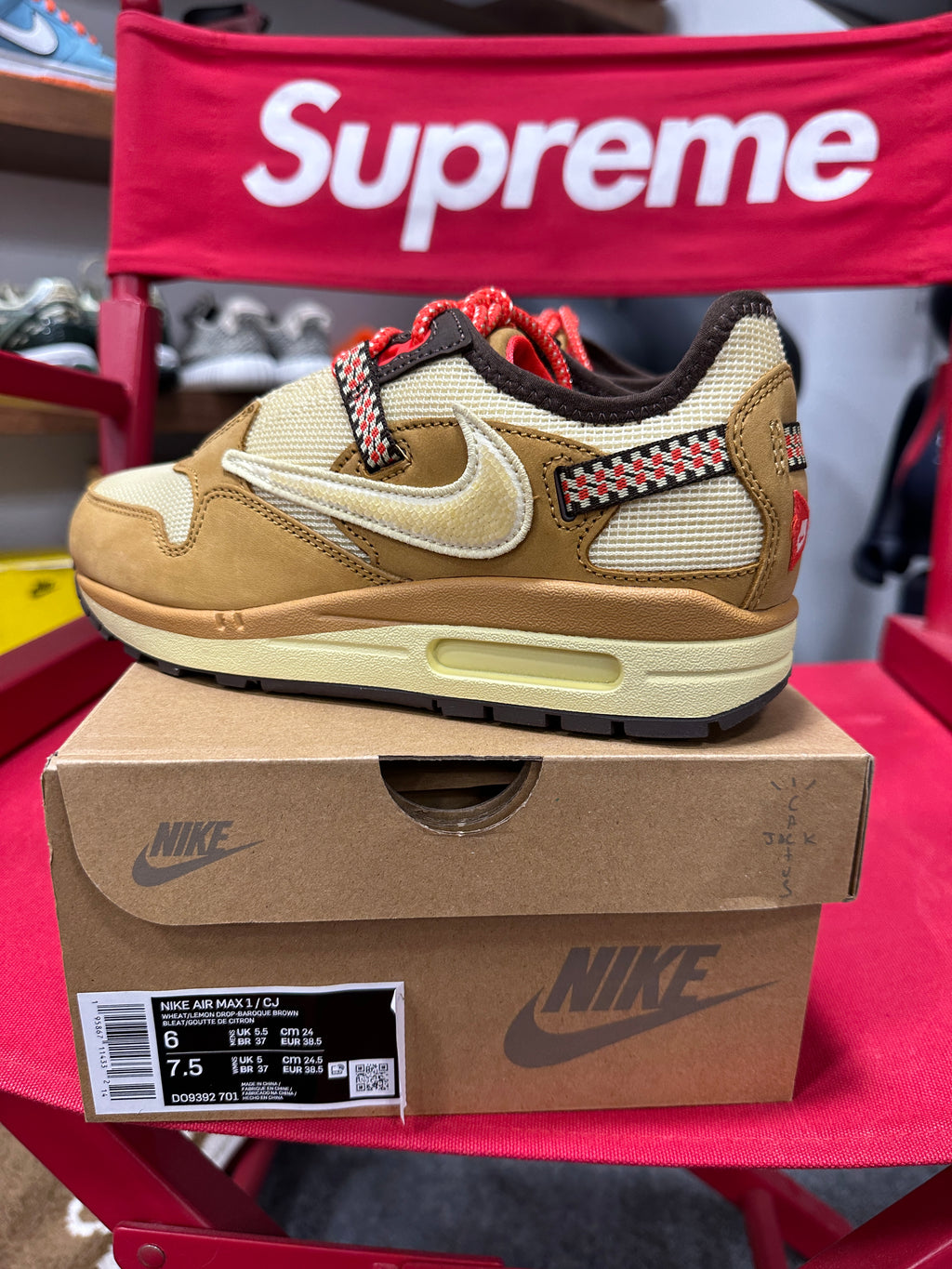 Nike Air Max 1 Travis Scott Wheat Lemon Drop Sz6