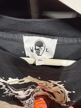 Load image into Gallery viewer, Warren Lotus T-Shirt Sz XL
