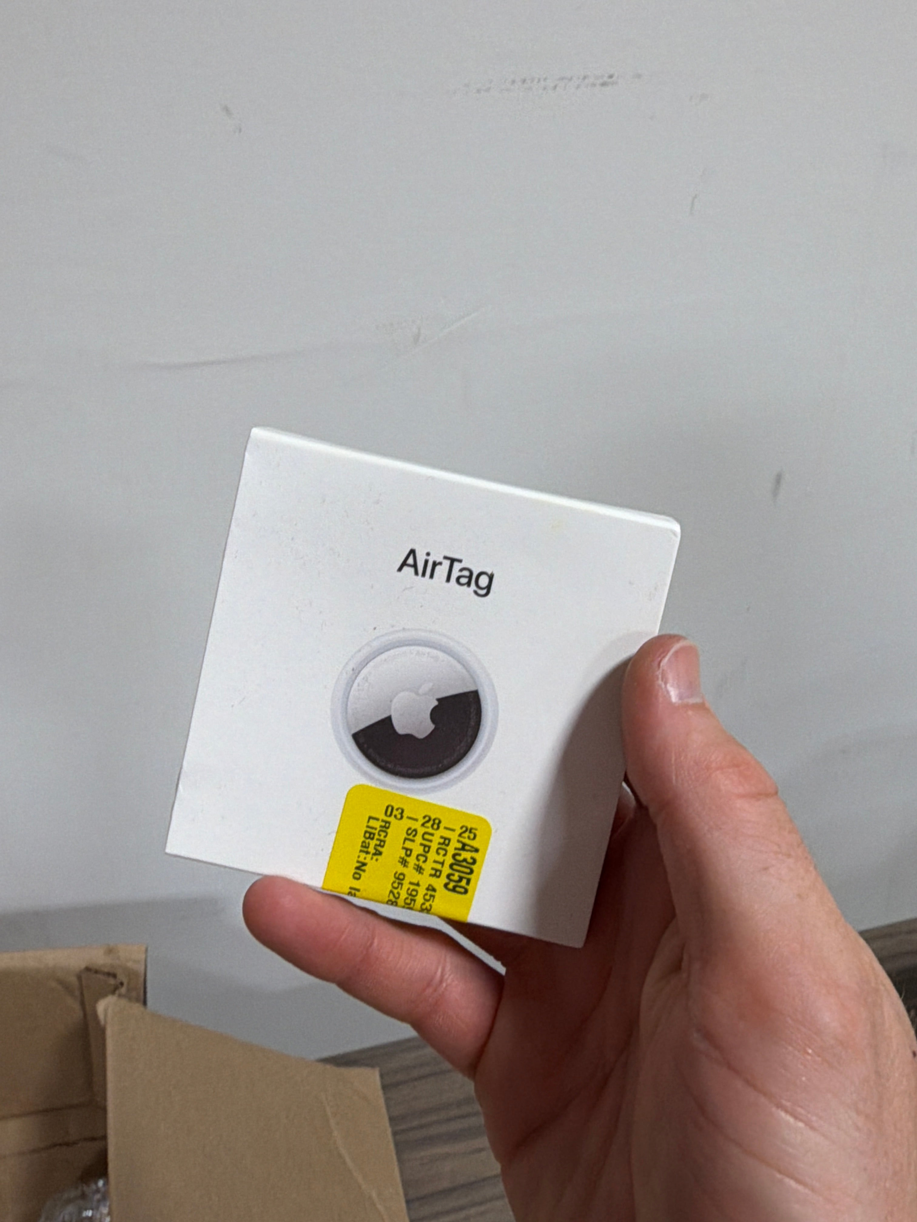 Apple AirTag