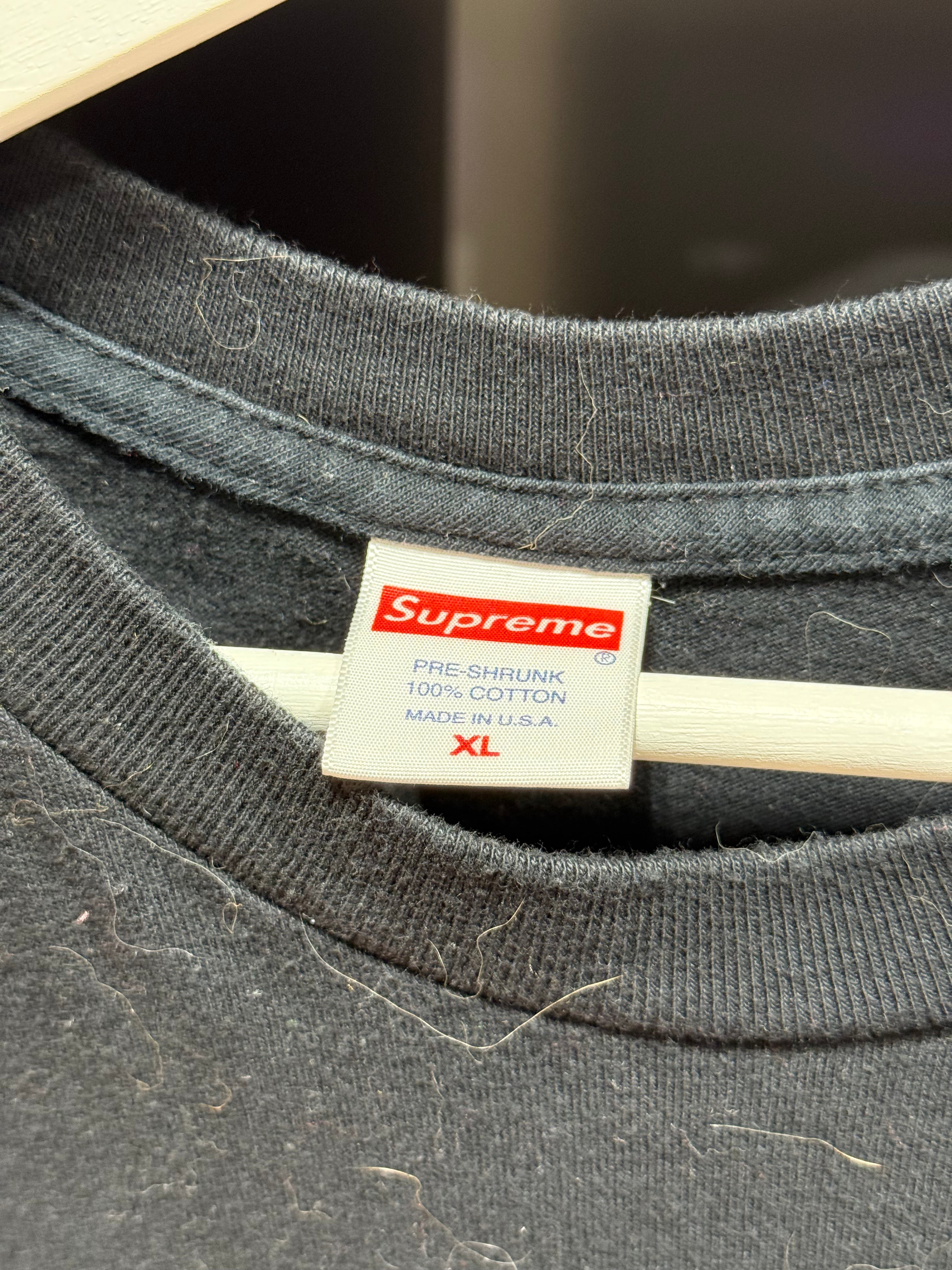Supreme T-Shirt Sz XL