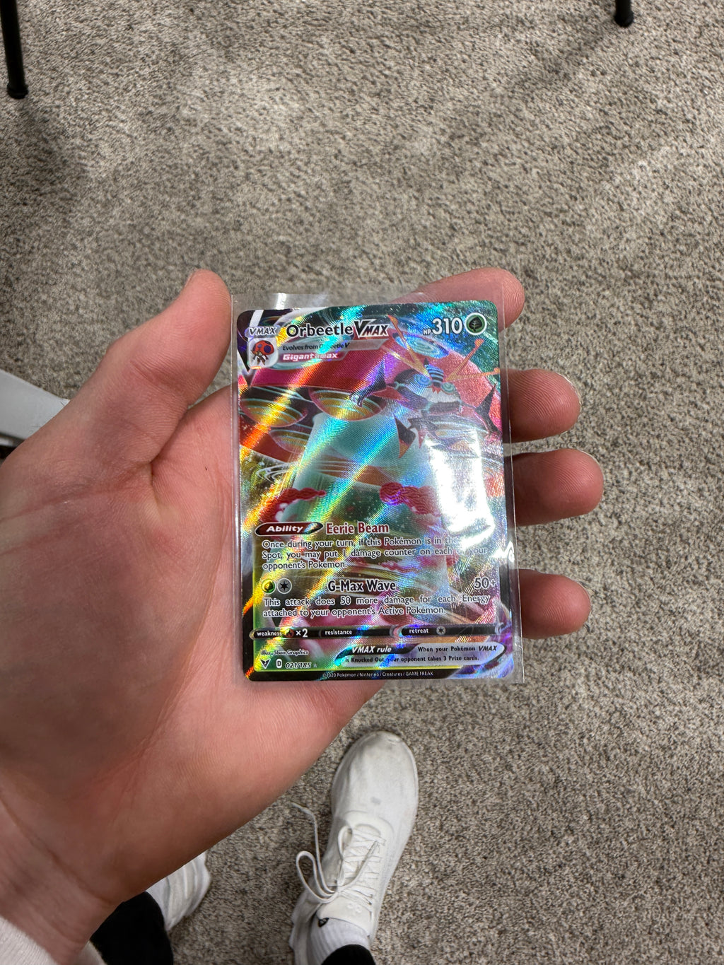 Pokémon TCG Orbeetle VMAX Vivid Voltage Ultra Rare Card 021/185