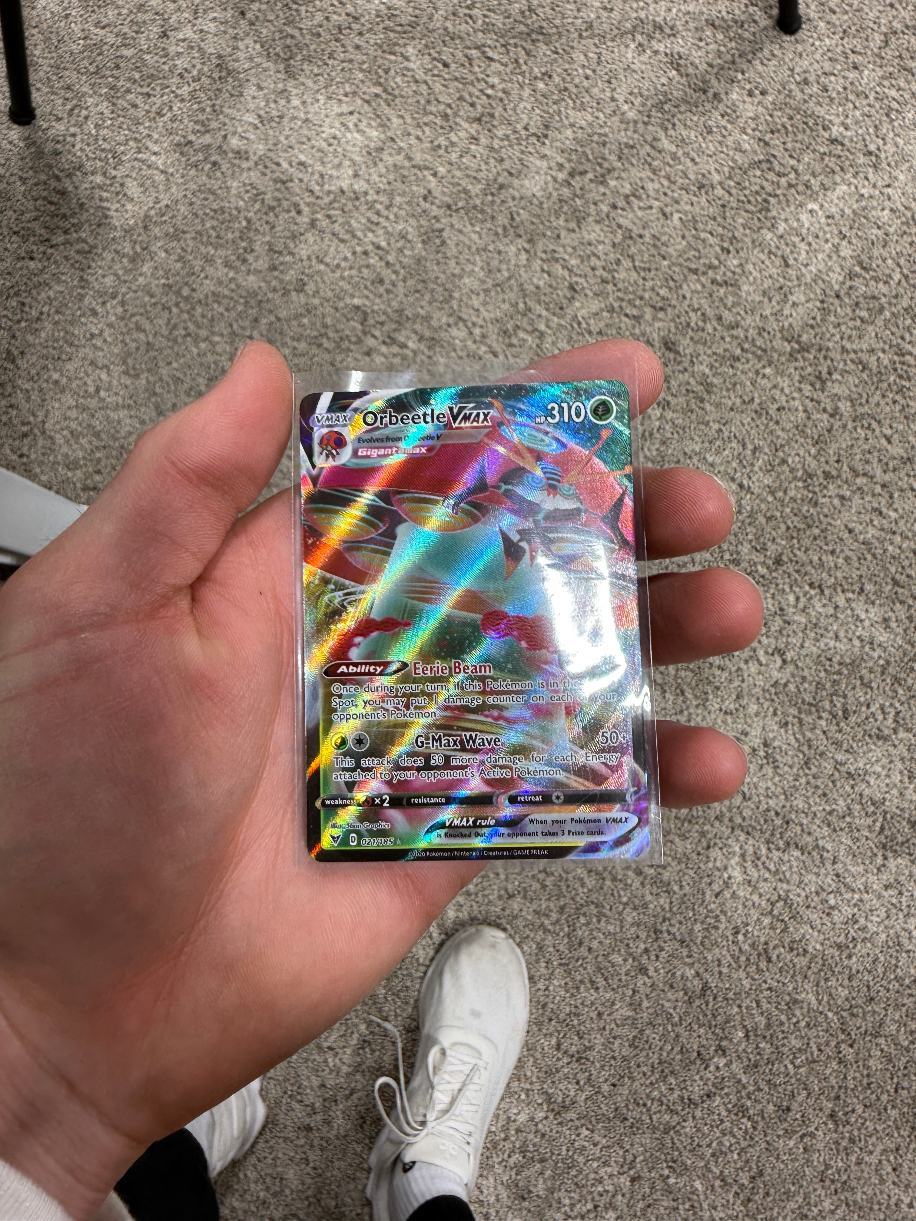 Pokémon TCG Orbeetle VMAX Vivid Voltage Ultra Rare Card 021/185