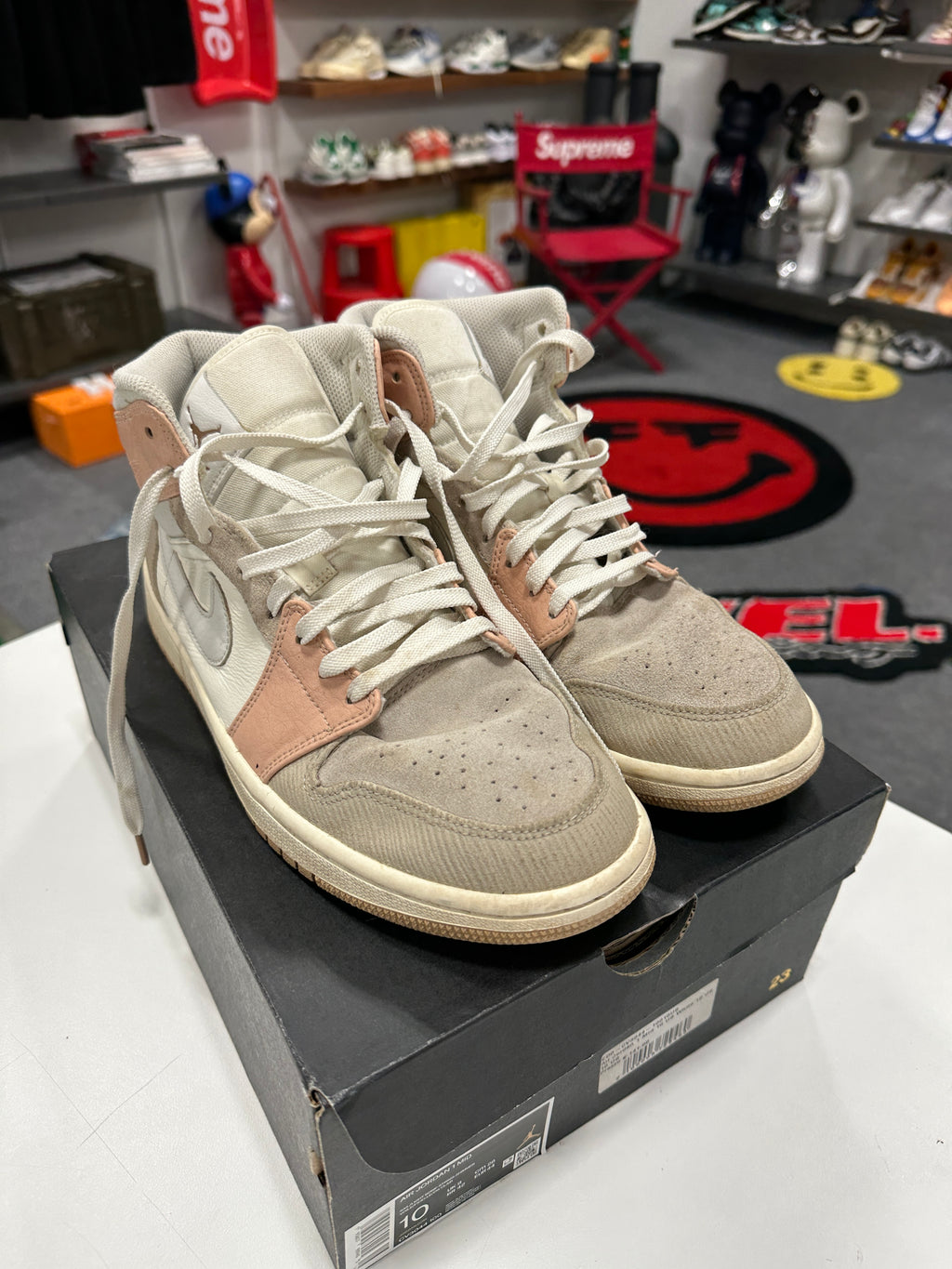 Jordan 1 Mid Milan Sz 10