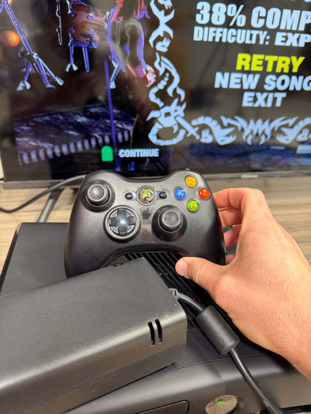 Xbox 360 Console With Controller