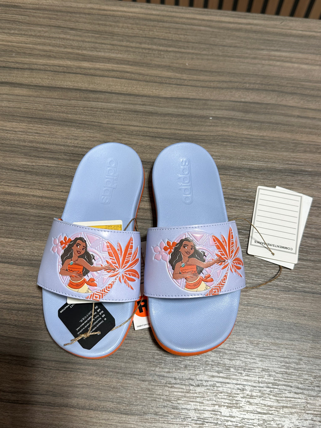 Adidas x Disney Moana Adilette Comfort Slides Sz 3.5