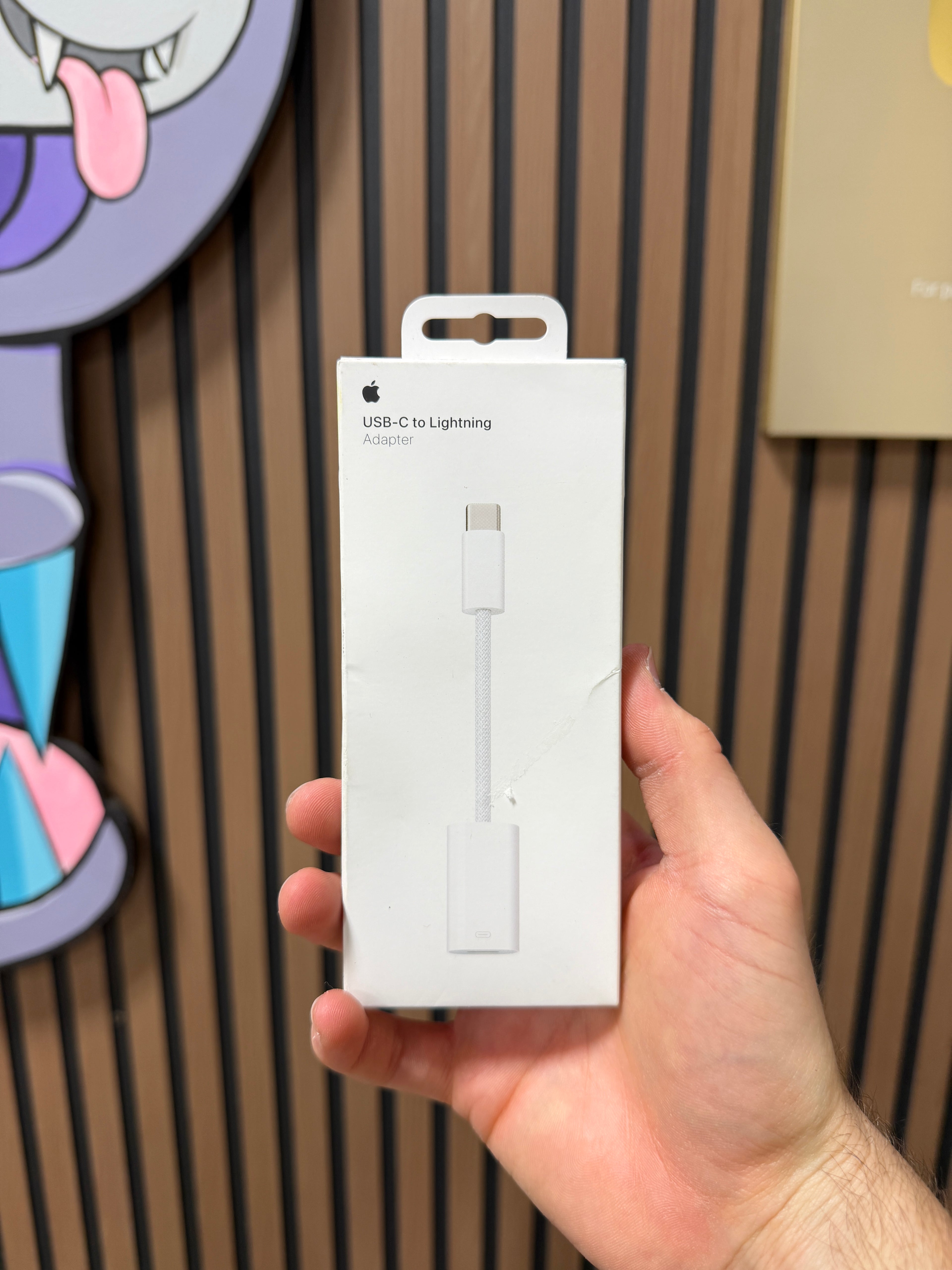 Apple AUTHENTIC USB-C to Lightning Adapter