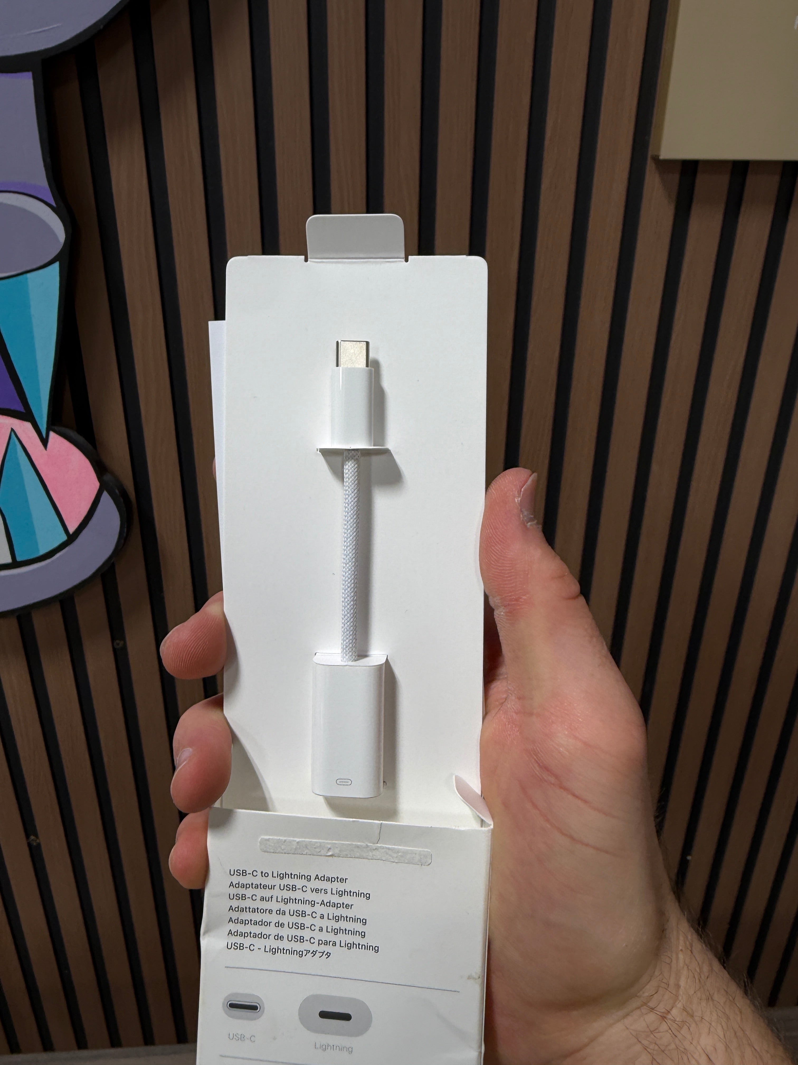 Apple AUTHENTIC USB-C to Lightning Adapter