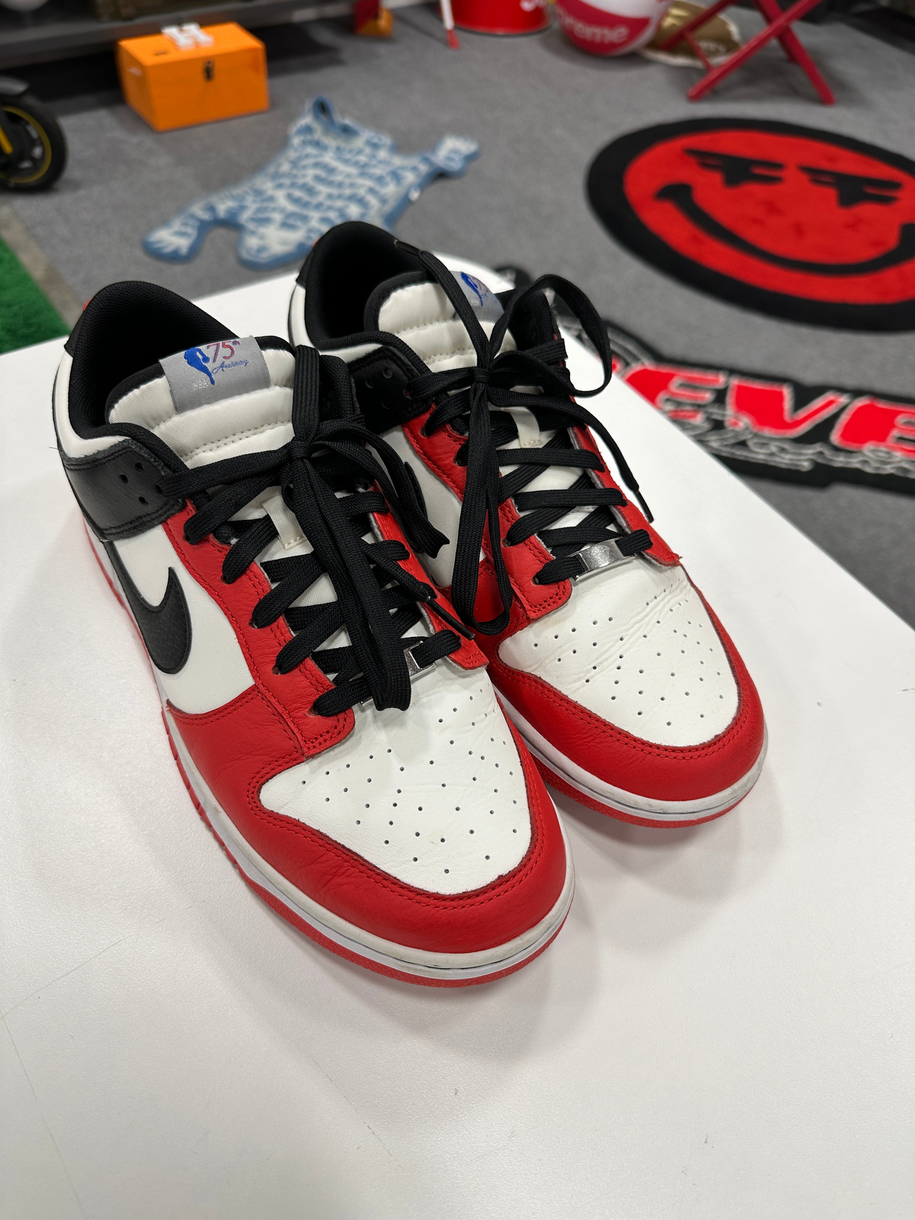 Nike Dunk Low EMB NBA 75th Anniversary Chicago Sz 12 NO BOX