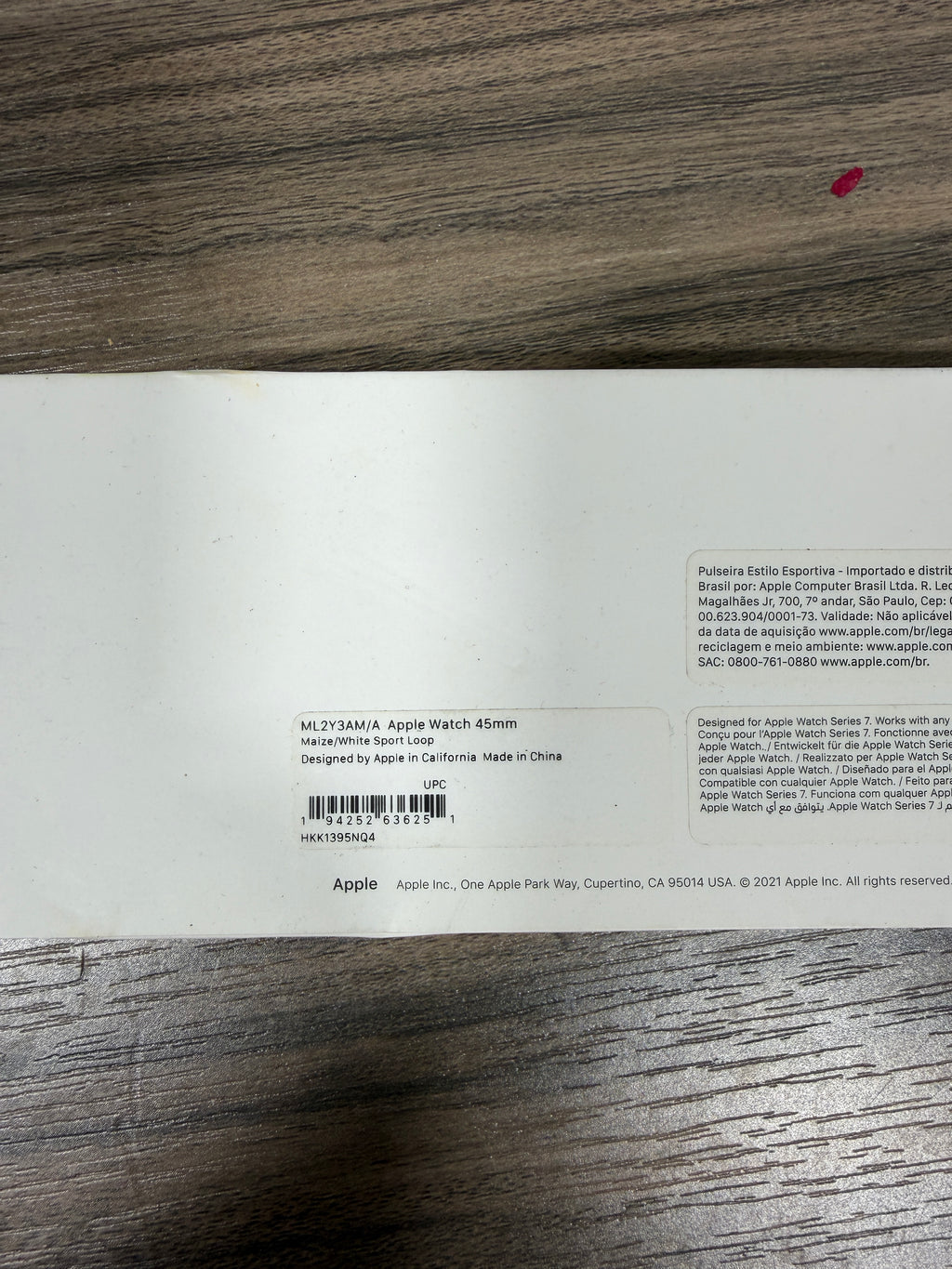 45mm maize/white Apple Watch Sport Loop band