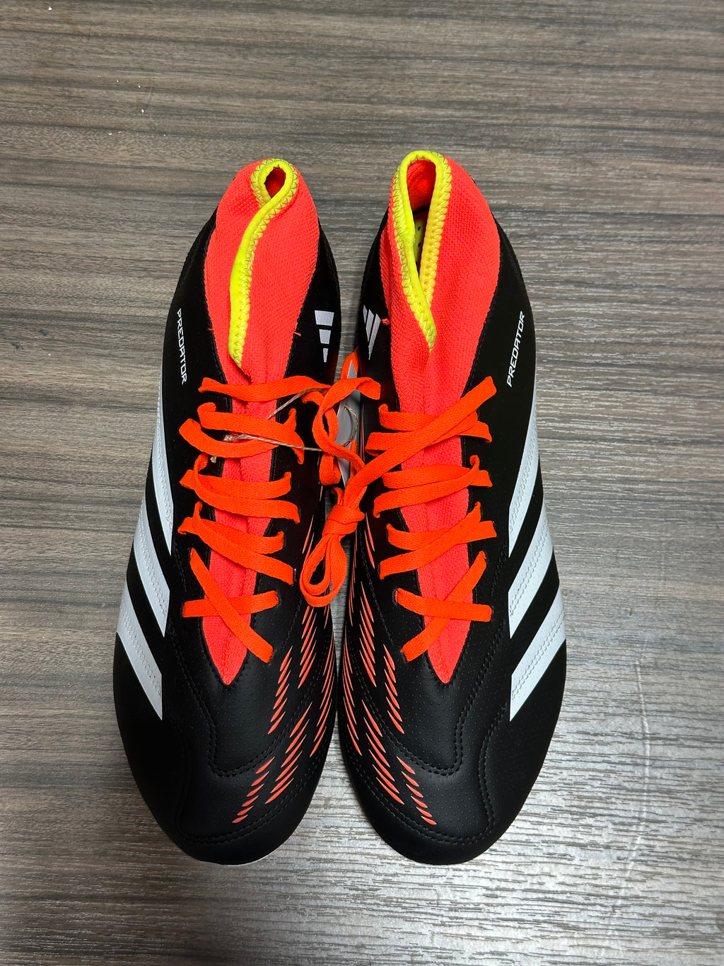 Adidas Predator Club Sock soccer cleat Sz 9