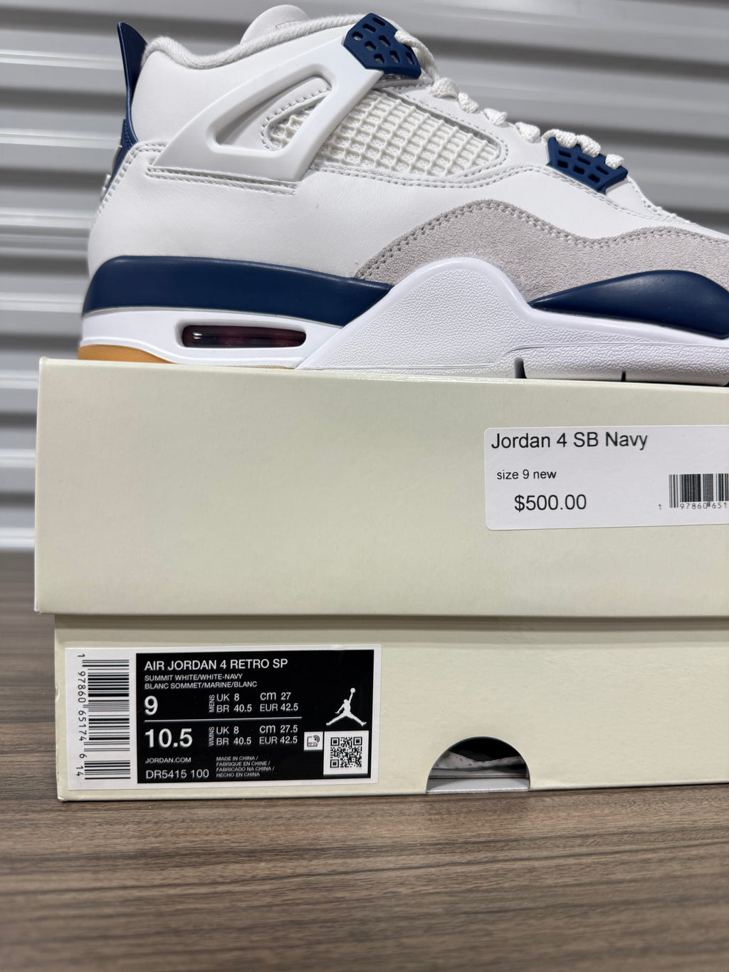 Jordan 4 SB Navy Sz 9