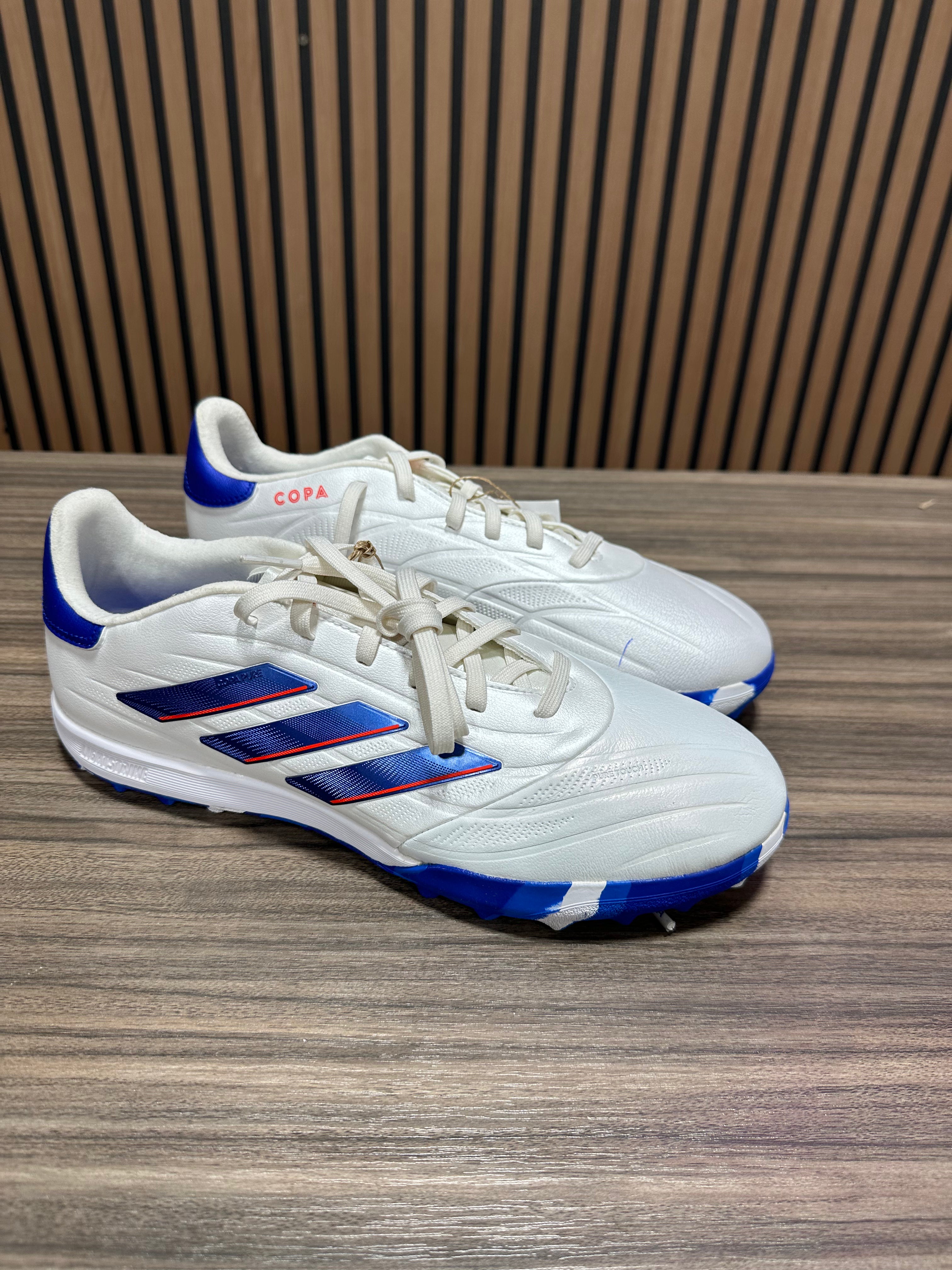 Adidas Copa Pure 2 Elite Turf soccer shoes sz 9