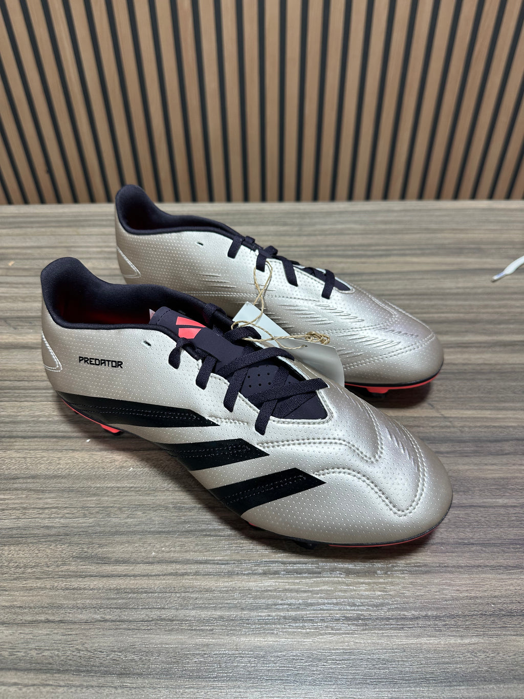 Adidas Predator Club FxG Sz 9