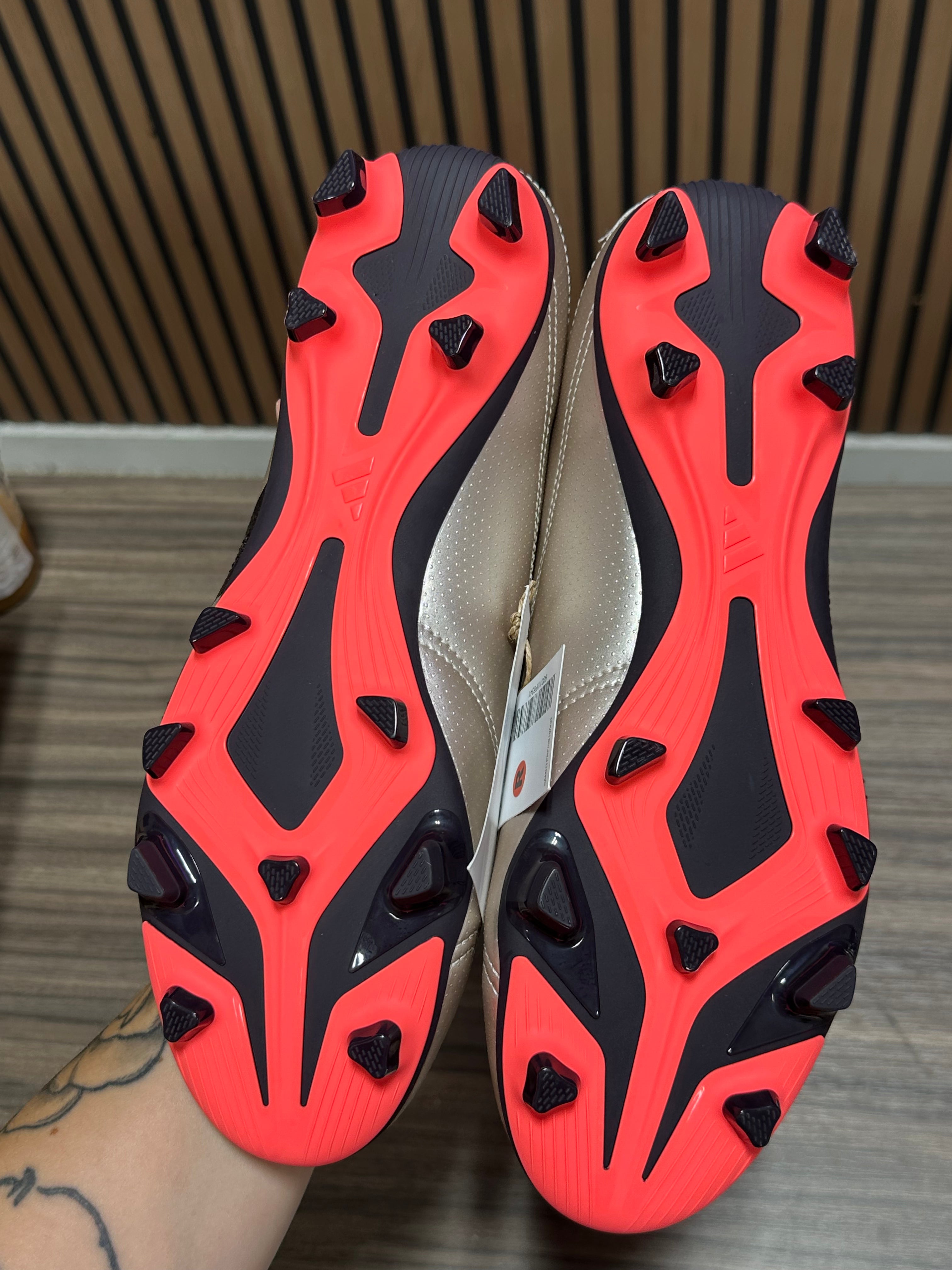 Adidas Predator Club FxG Sz 9