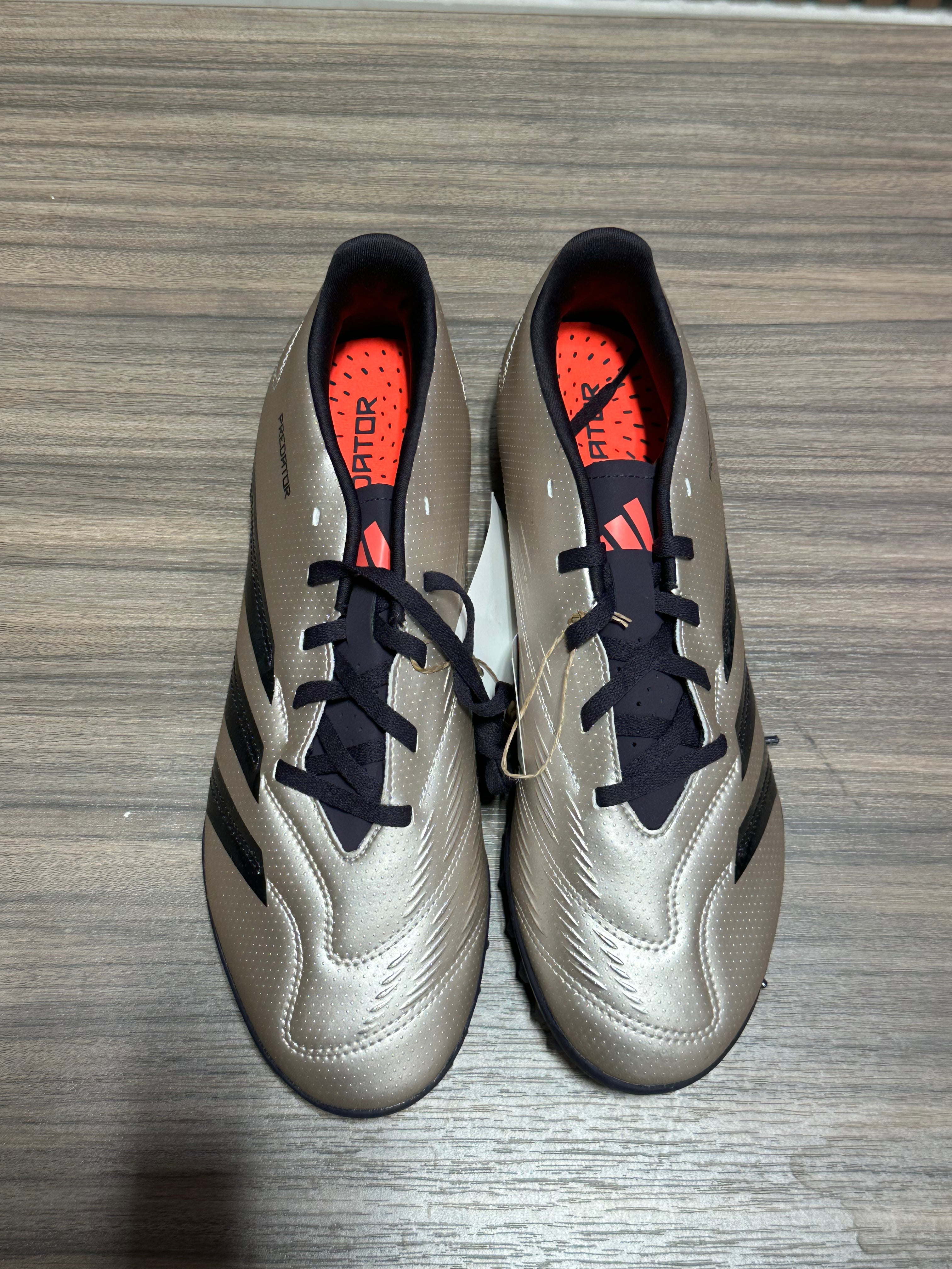 Adidas Predator Club TF Sz 9
