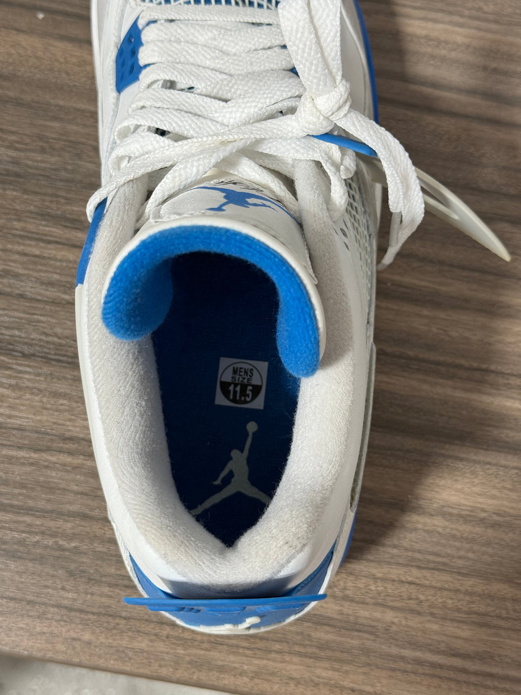 Mismatched/Damaged Jordan 4 Read Description