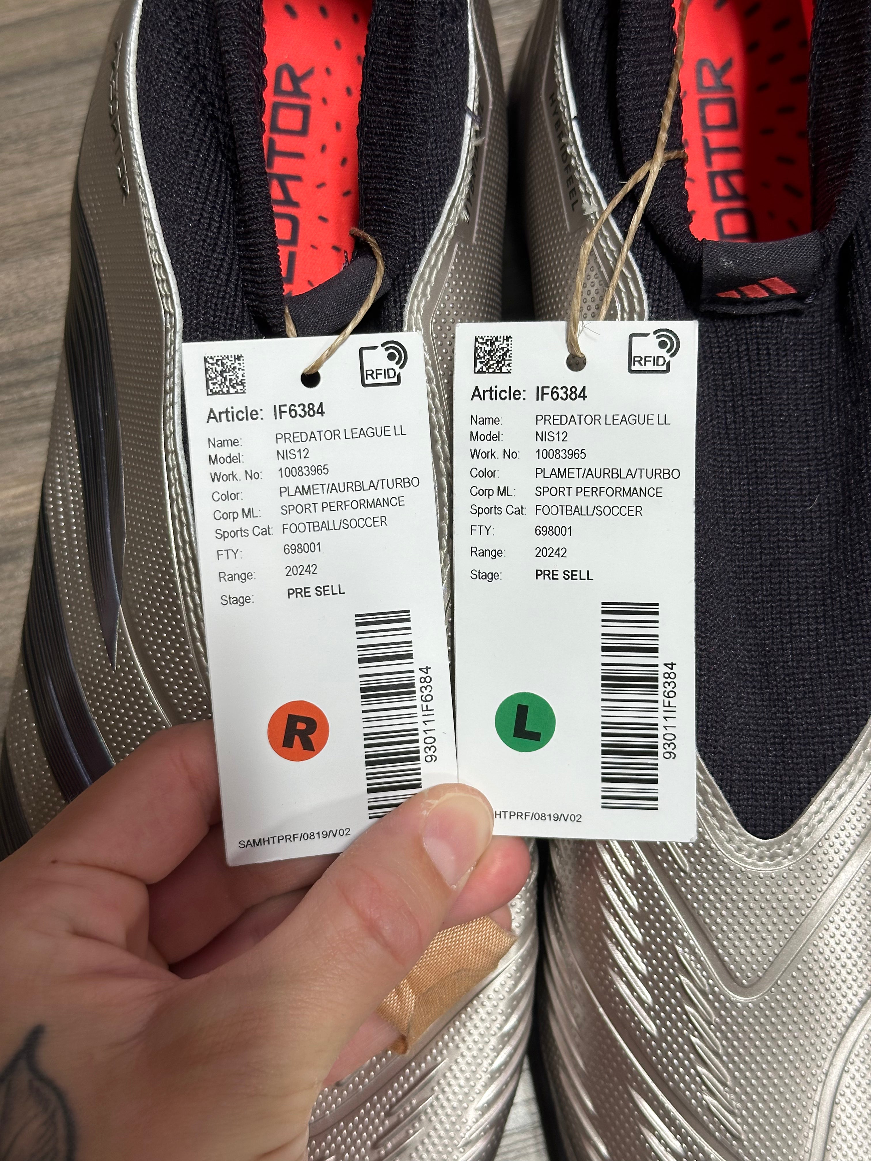 Adidas Predator League Laceless TF Sz 9