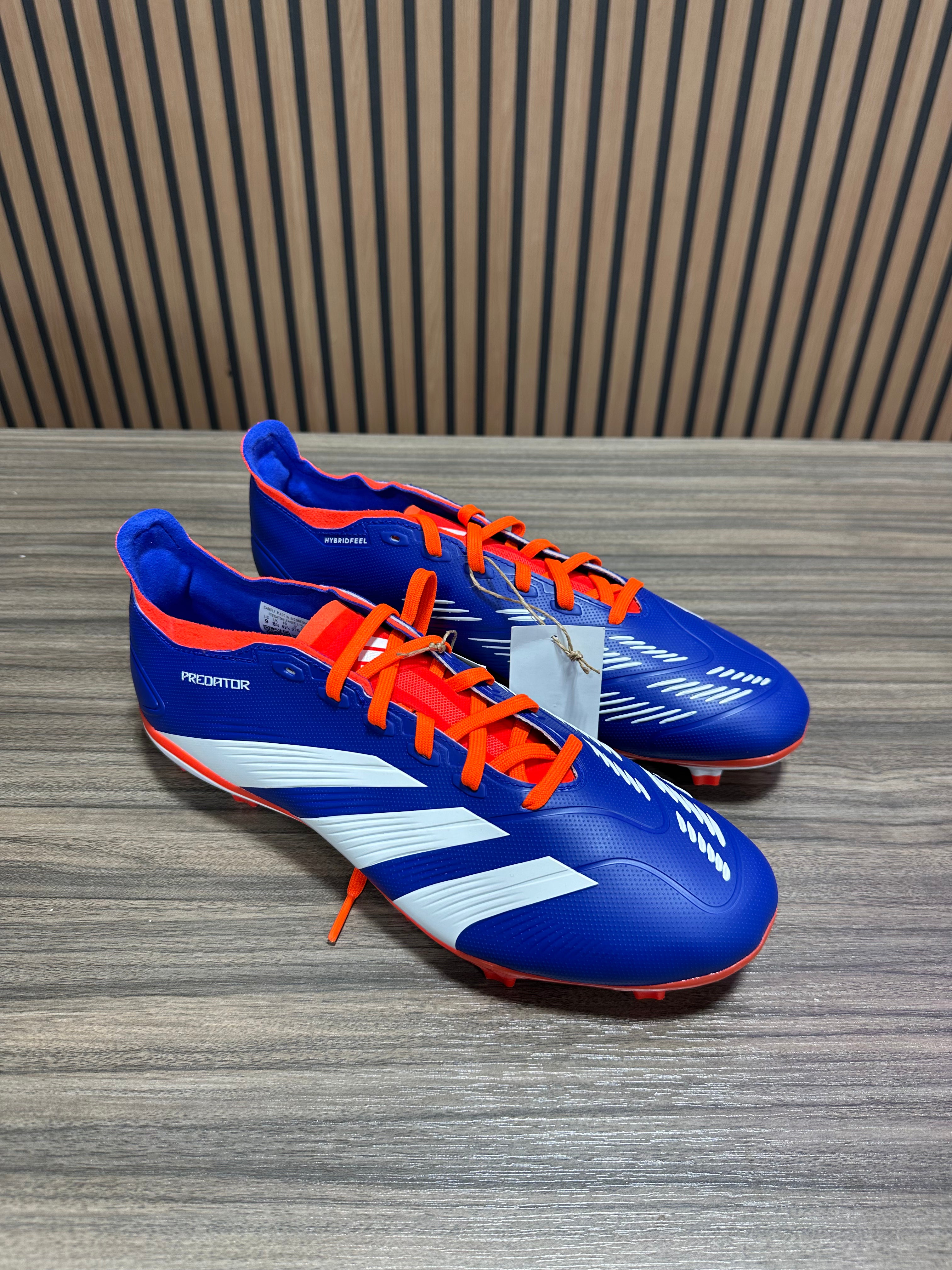 Adidas Predator League FG soccer cleats sz 9