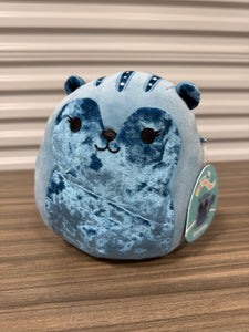 Squishmallow Brunhilda